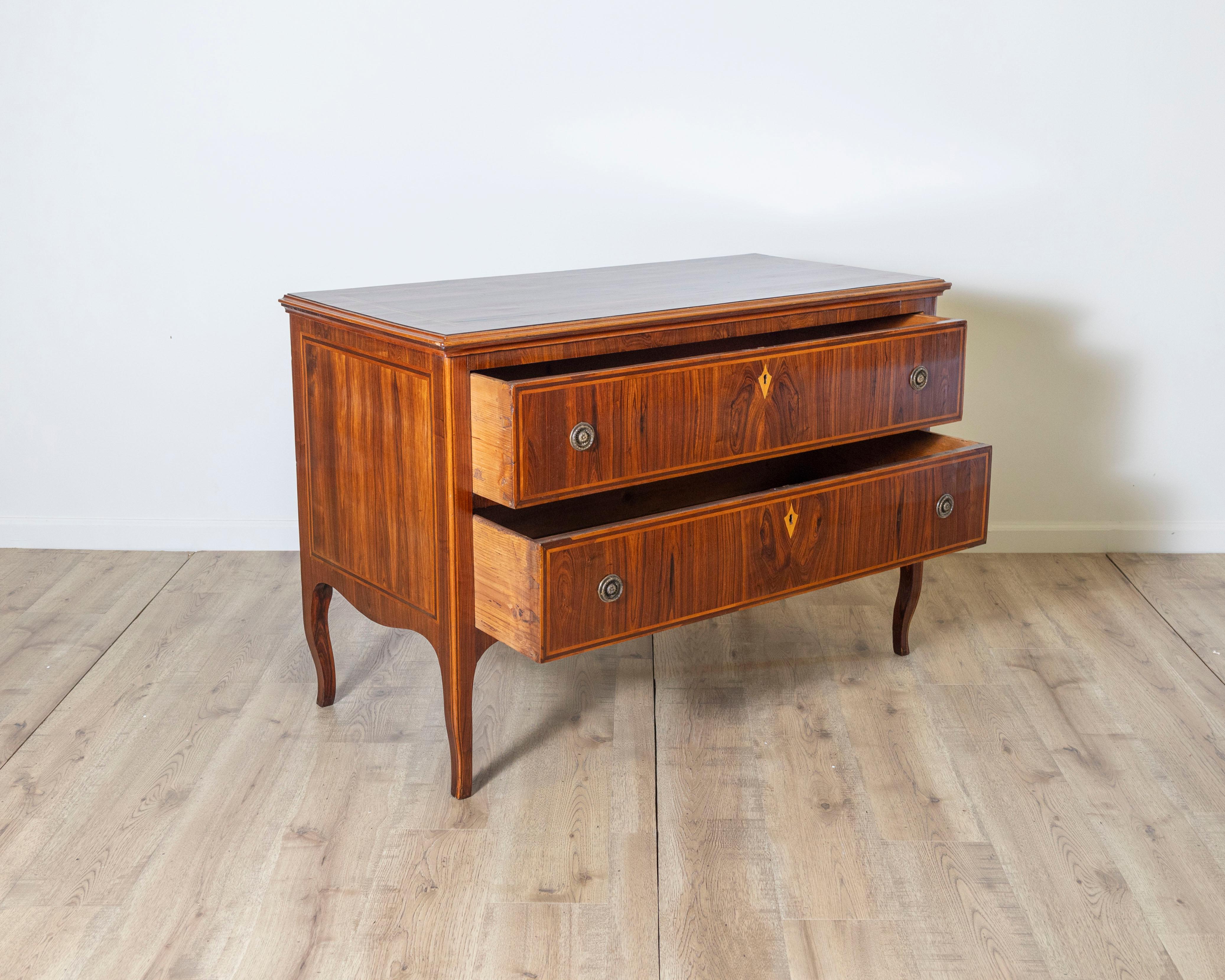 Antique Louis XV Chest Of Drawers with Marquetry - Italy 18th siglo XVIII y antes en venta