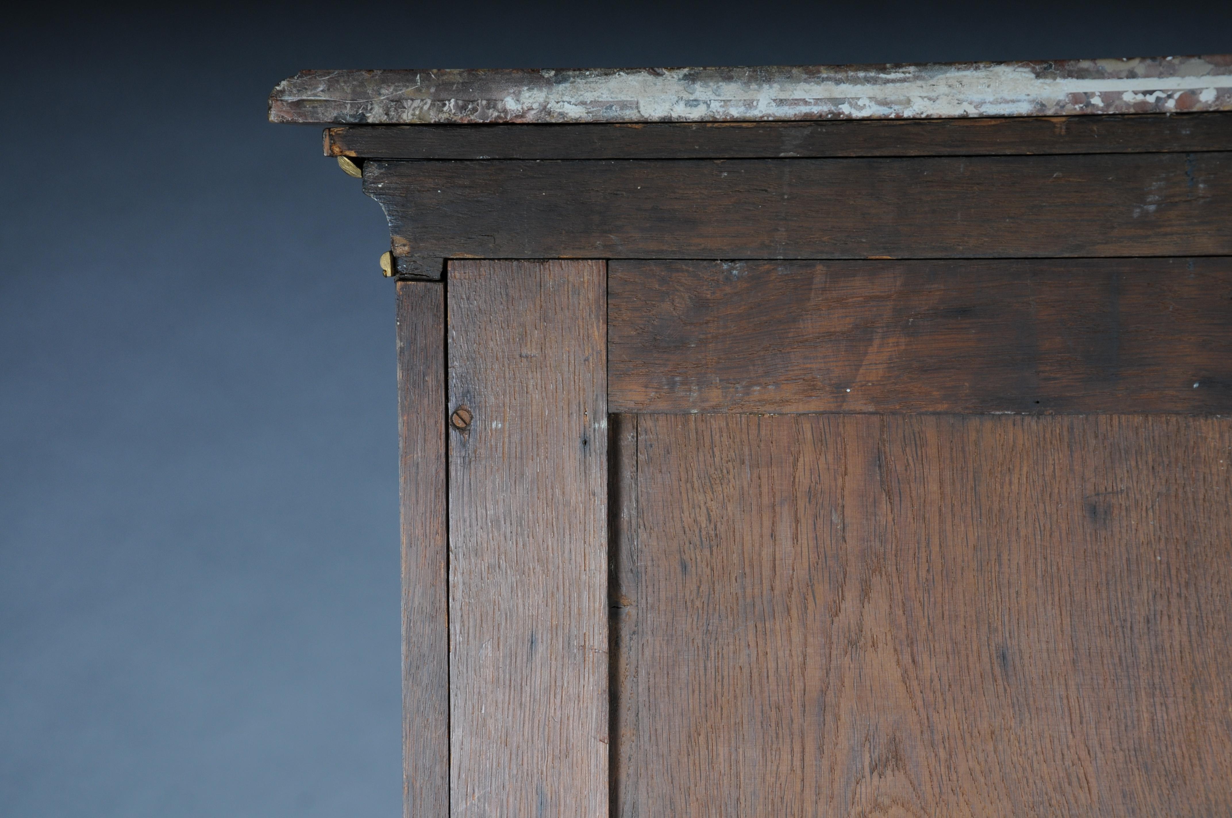 Antique Louis XV display cabinet Napoleon III, Paris, around 1880 For Sale 12