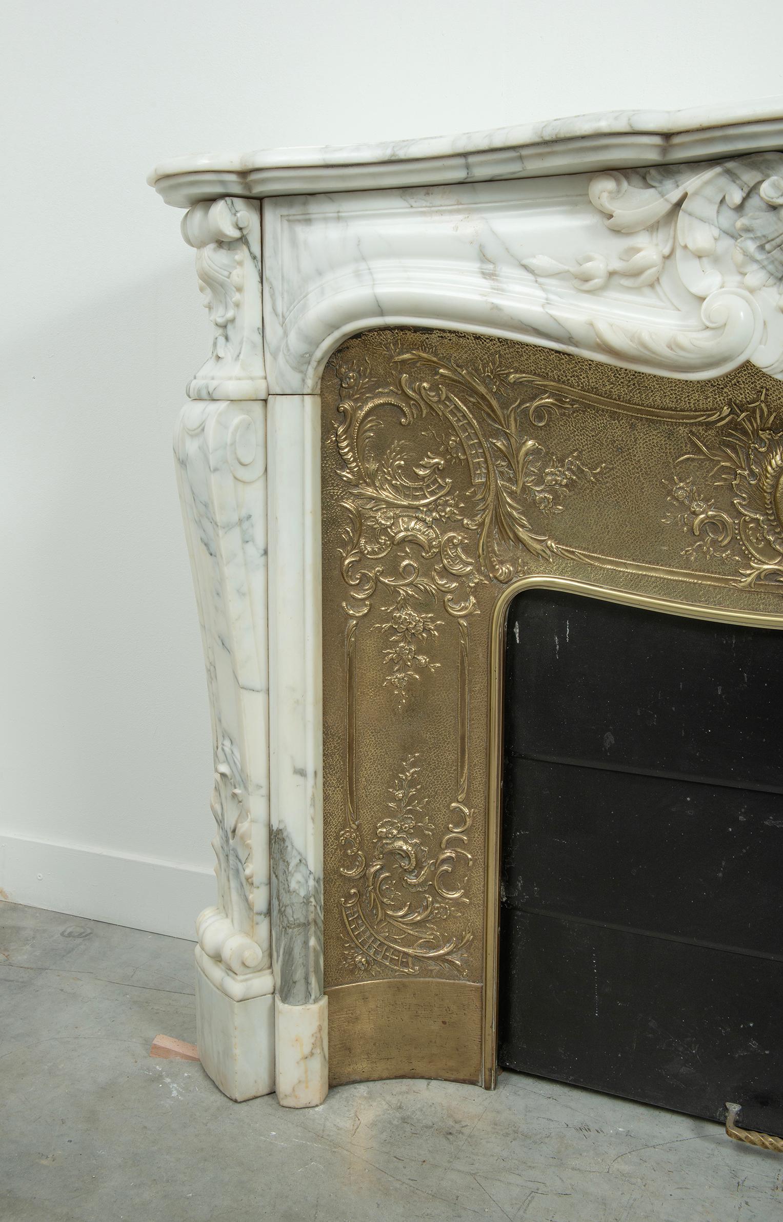 Antique Louis XV Fireplace Mantel For Sale 8