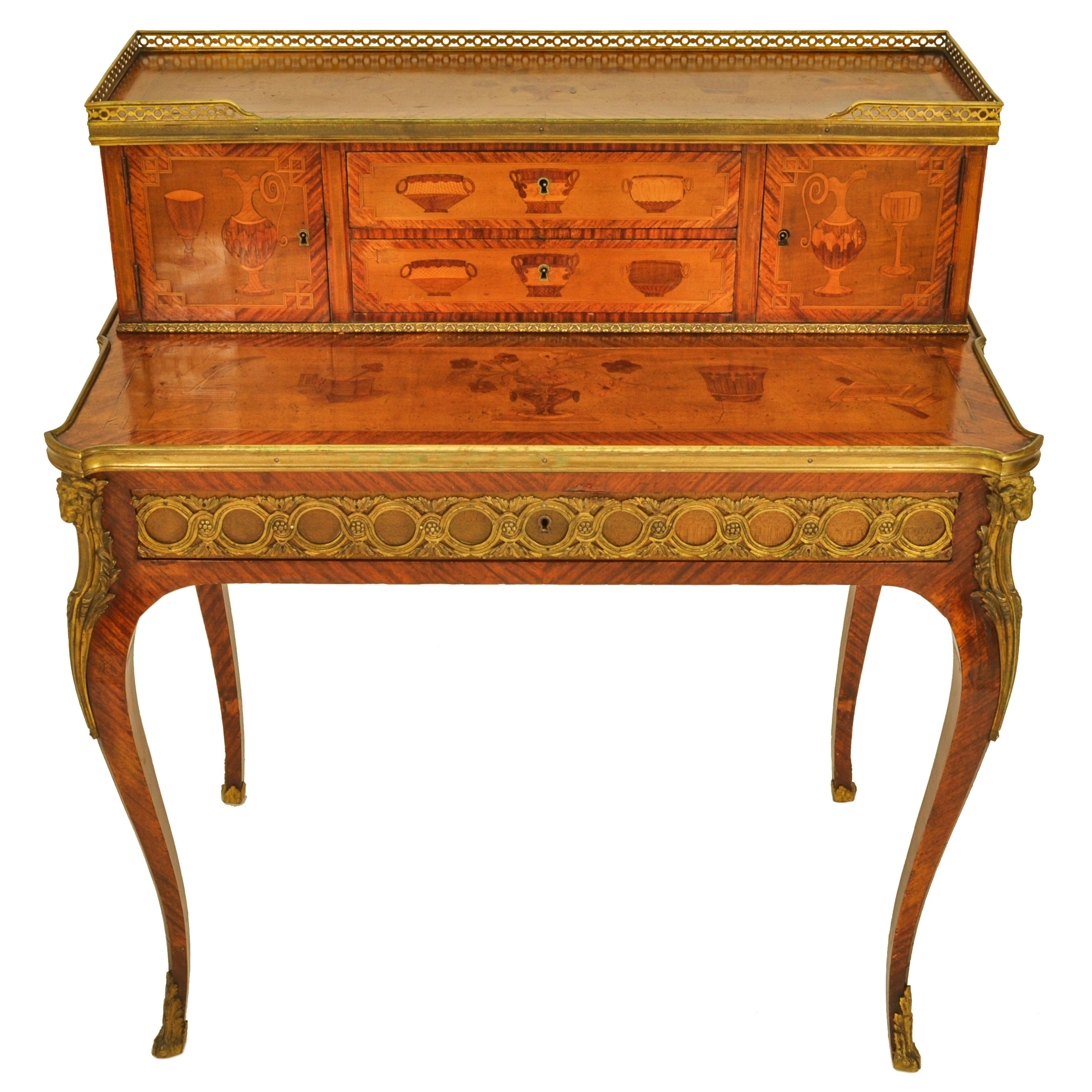Antique French Louis XV transitional ormolu-mounted tulipwood & marquetry Bonheur Du Jour, Roger Vandercruse (dit Lacroix) , circa 1770.
The desk is finely inlaid on all sides, therefore the desk can 'float' in the middle of a room. The top having
