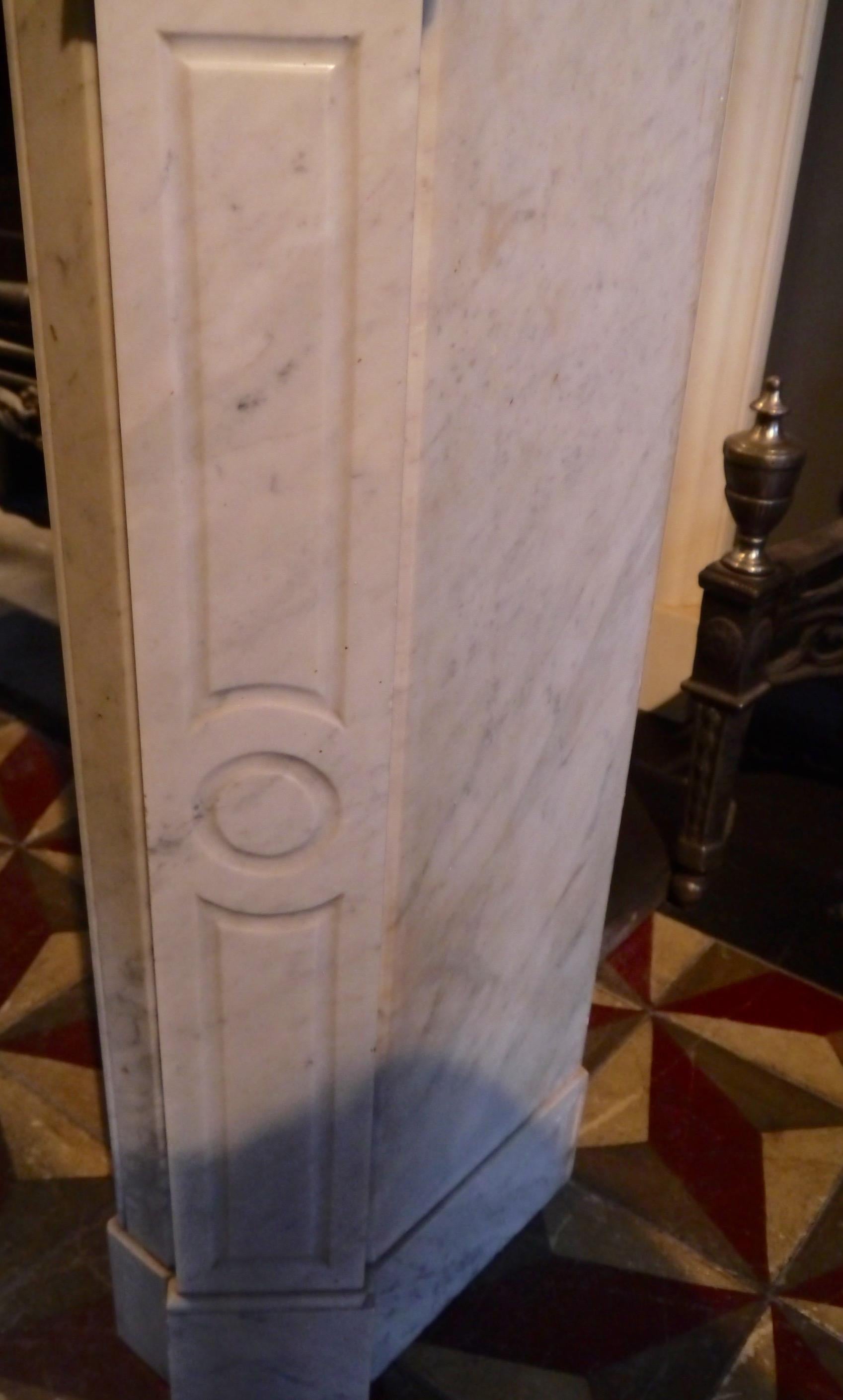 French Antique Louis XV Pompadour Carrara Marble Mantel Piece with a Serpentine Shelf For Sale