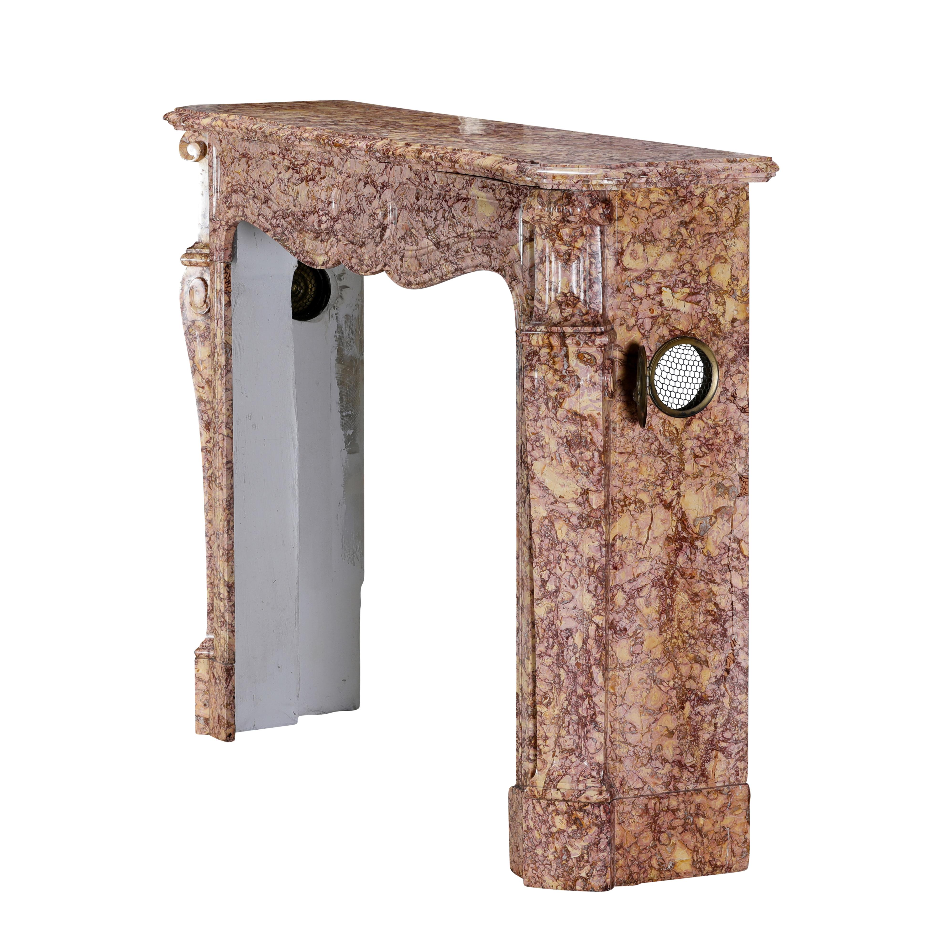 Antico camino Luigi XV Pompadour in marmo Brocatelle Violet di lusso in vendita 6