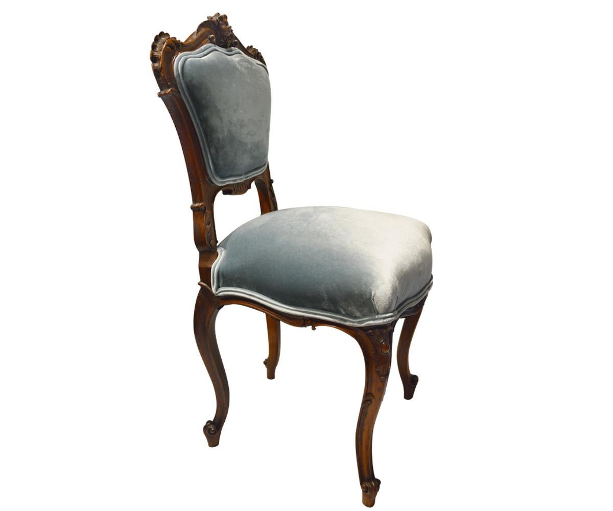 Antique Louis XV Revival 19th Century Hand-Carved Walnut Settee Five Piece Set 1