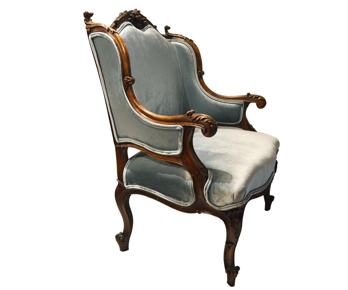 Antique Louis XV Revival 19th Century Hand-Carved Walnut Settee Five Piece Set 4