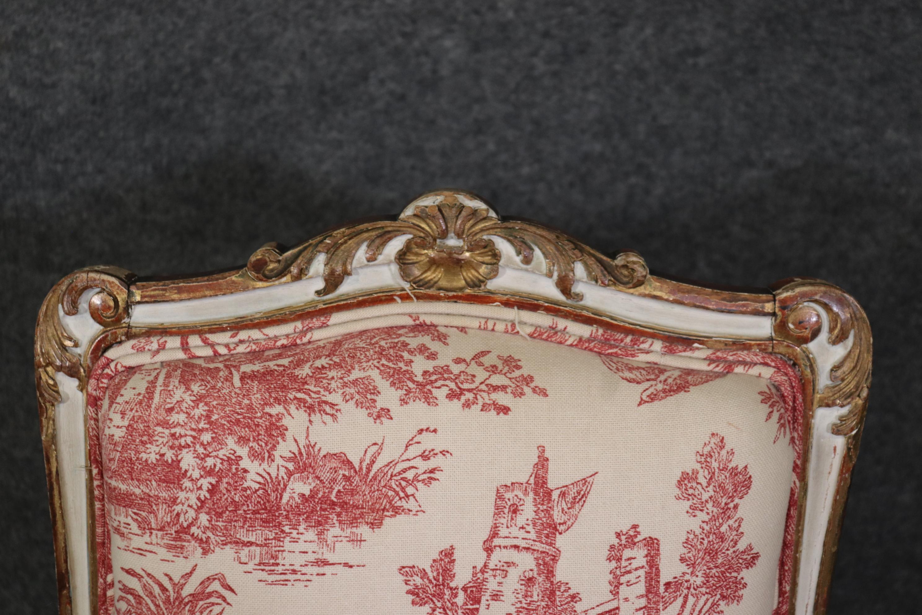 Antique Louis XV Rococo Style French Paint Decorated & Gilt Desk Chair en vente 3