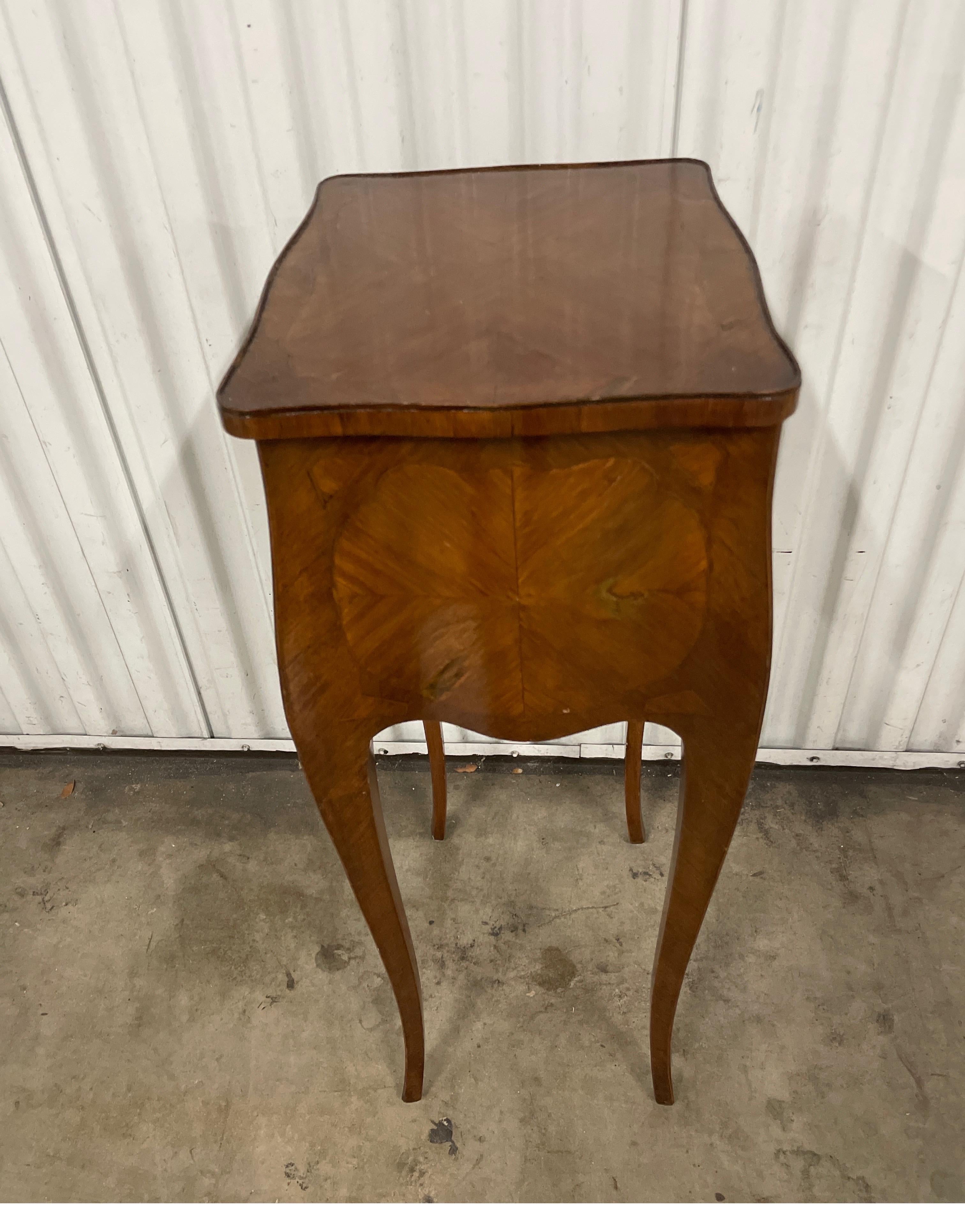 Antique Louis XV Sewing Table For Sale 1