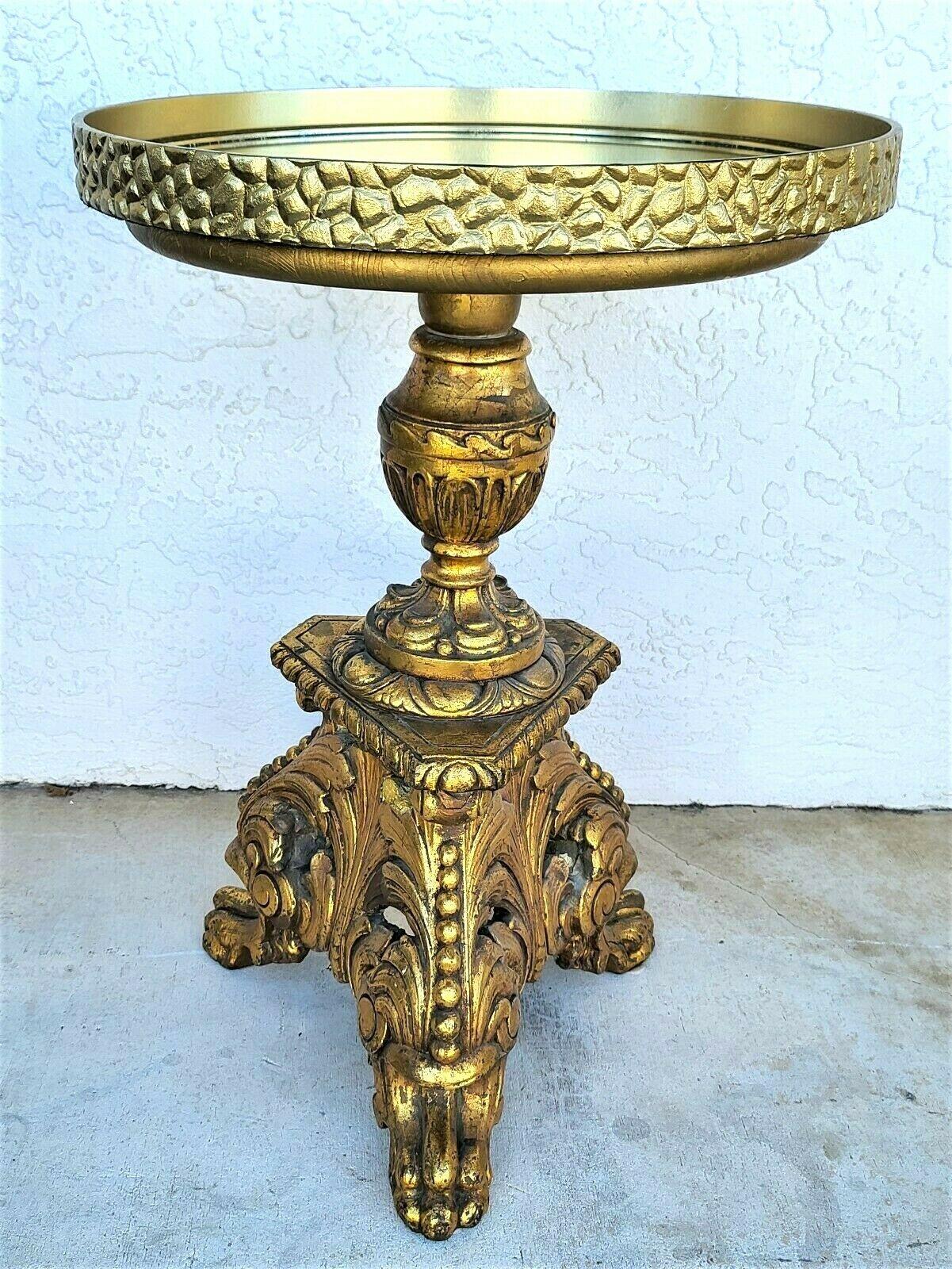 Antique Louis XV Style Brass Wrapped Gilt Side Accent Table with Serving Tray In Good Condition For Sale In Lake Worth, FL