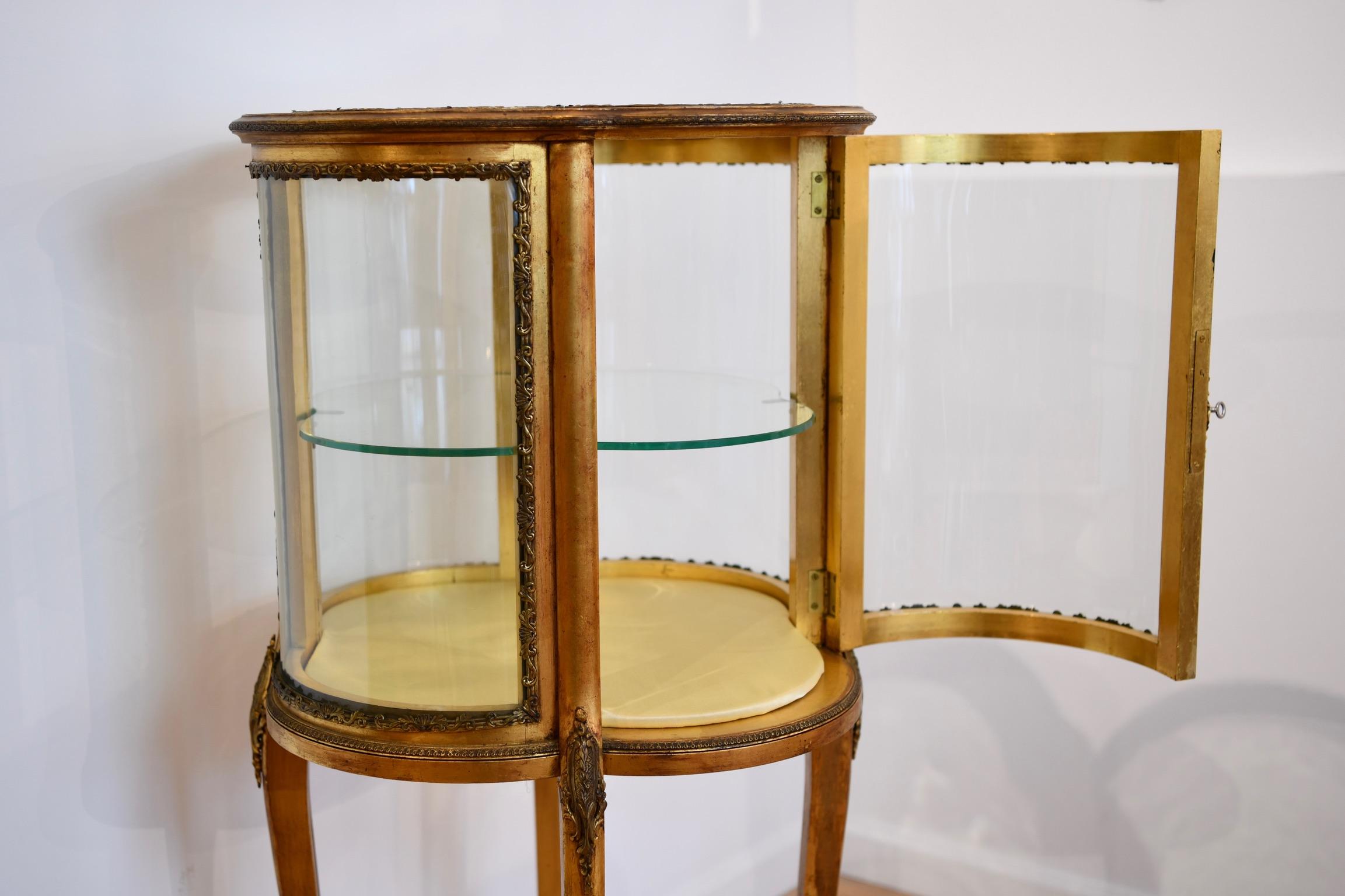 Antique Louis XV Style Gilt Curved Glass Curio 4