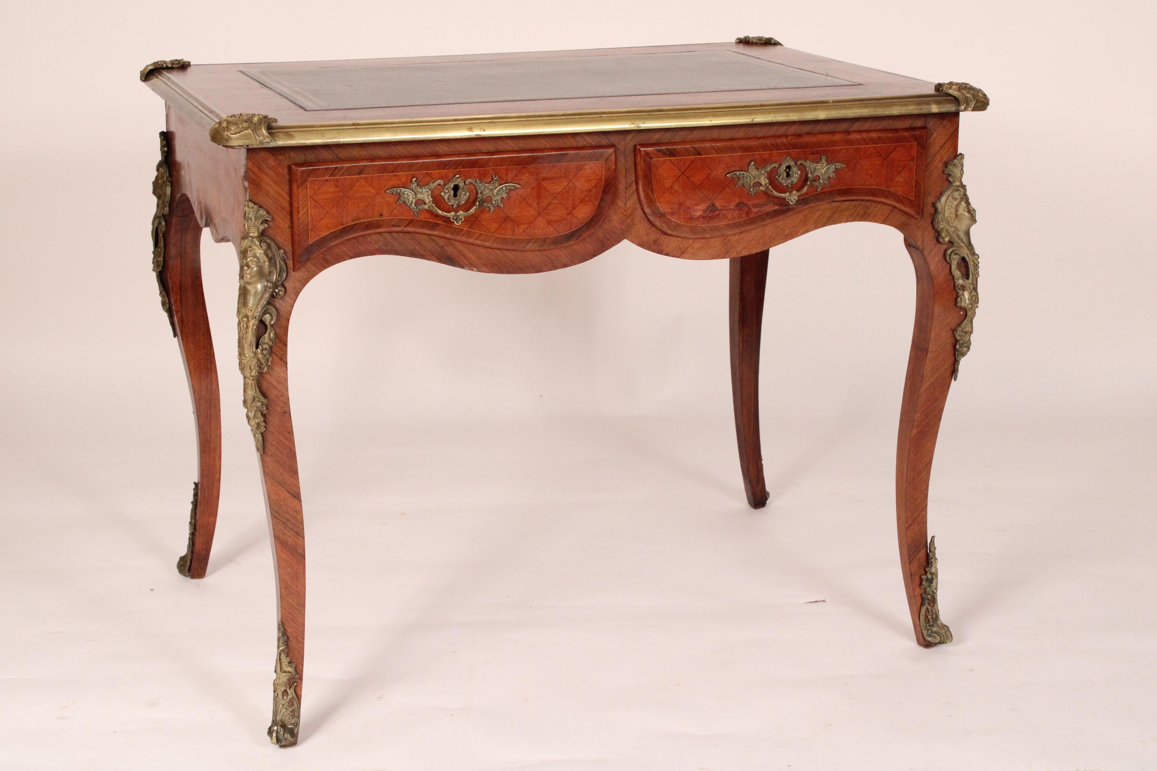Antique Louis XV Style Leather Top Desk In Good Condition For Sale In Laguna Beach, CA