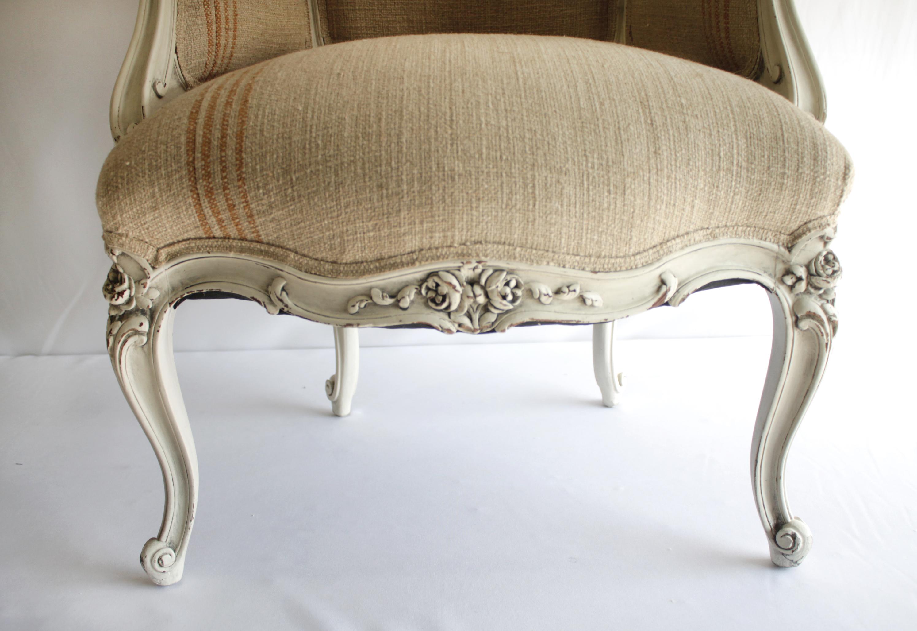 20th Century Antique Louis XV Style Painted French Bergere Chair with Linen Upholstery