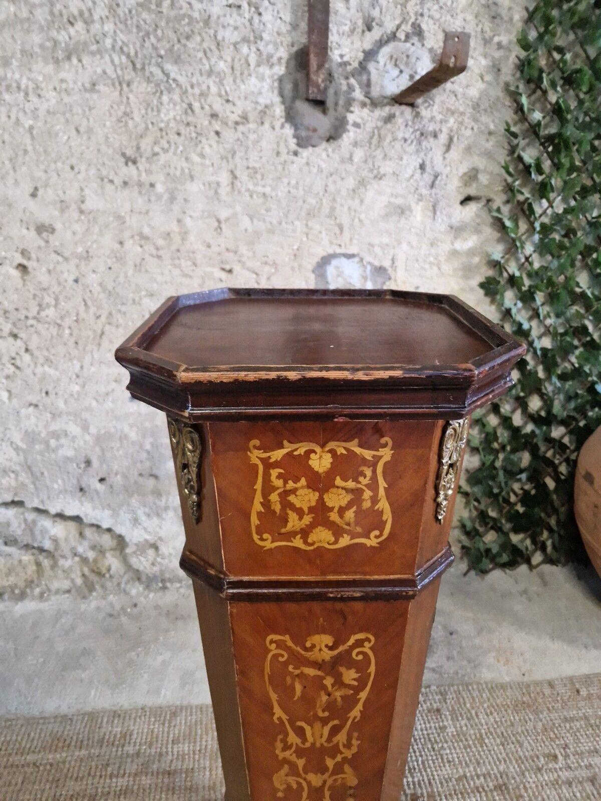Antique Louis XV Style Pedestal 19th Century Bombe  For Sale 7