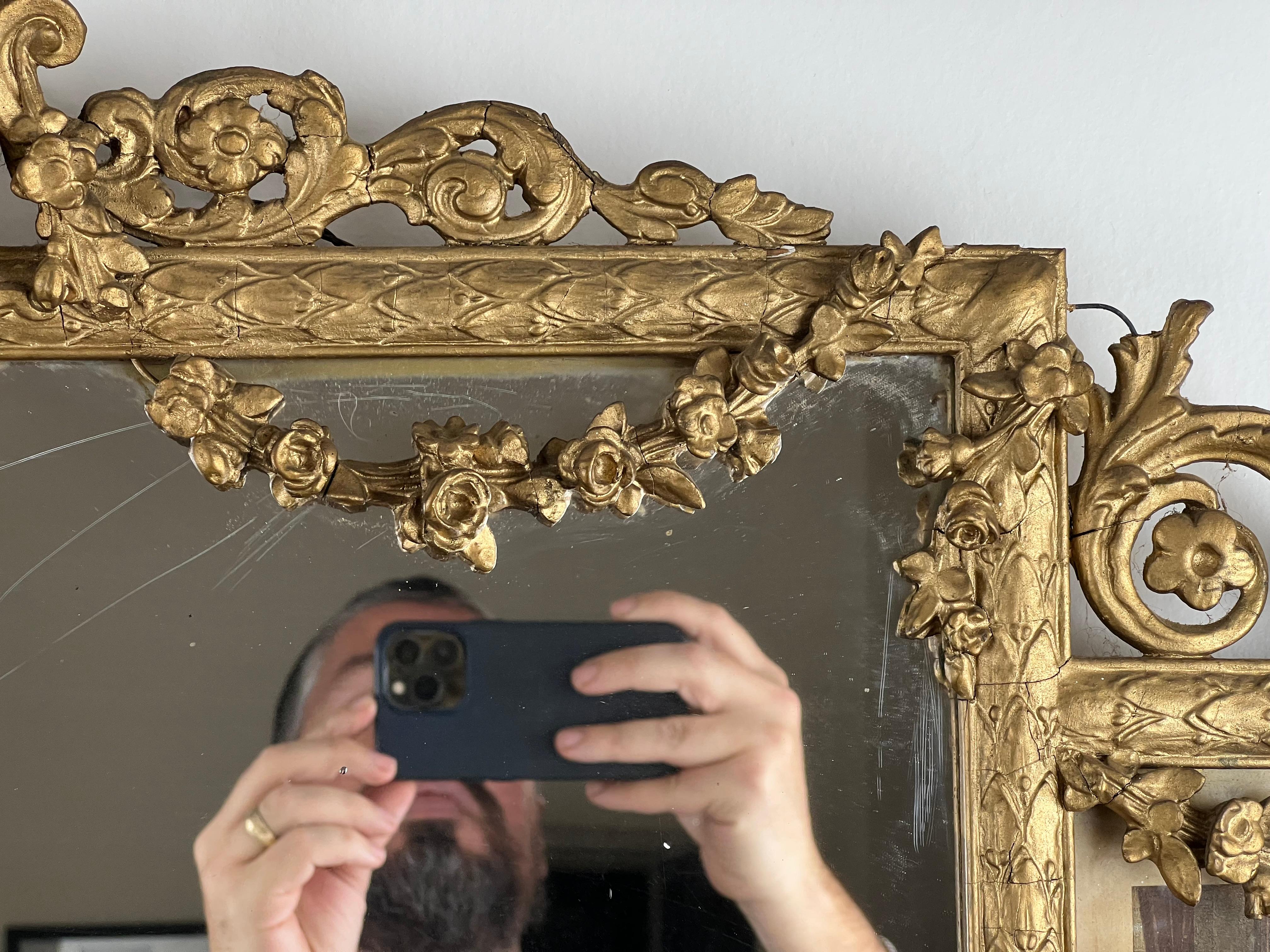 Antiguo Espejo de Tres Paneles Estilo Luis XV Flanqueado por Imágenes de Napoleón siglo XIX en venta