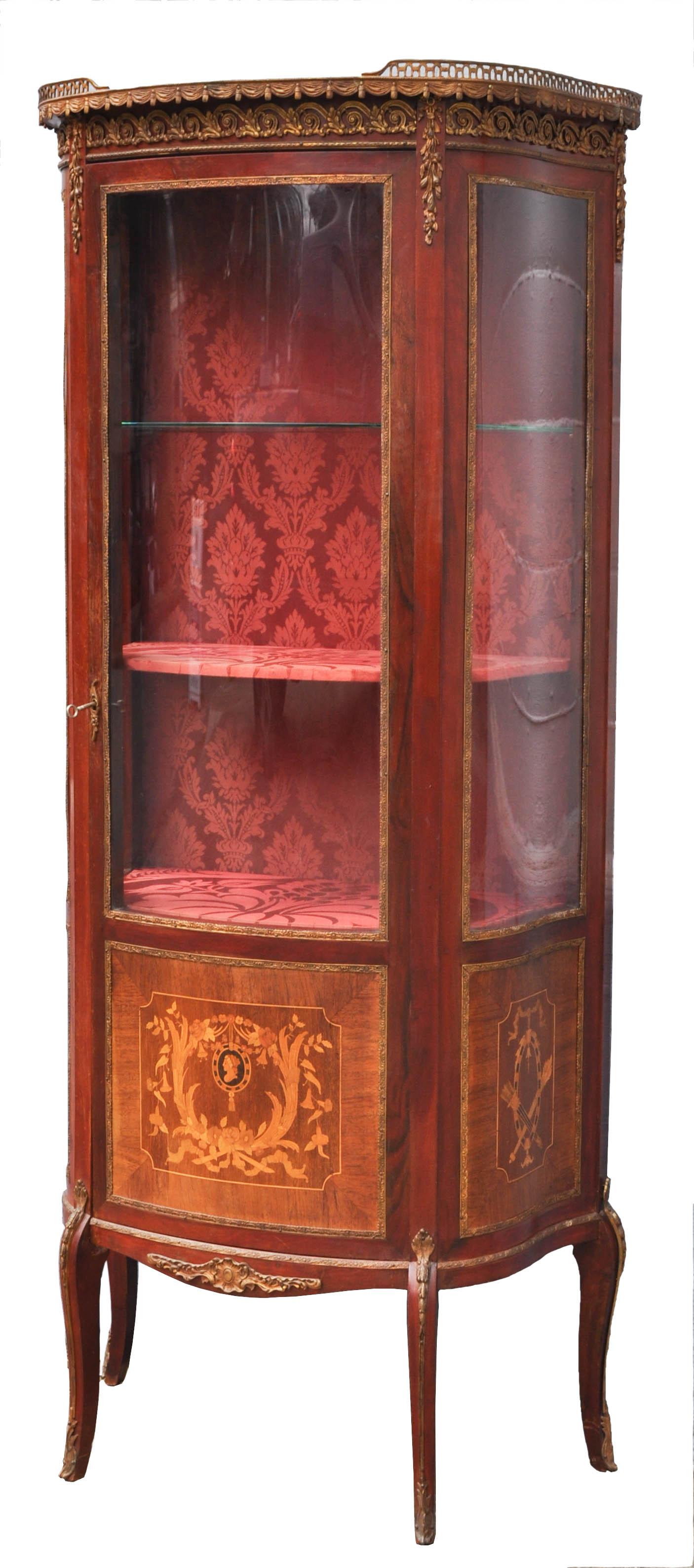 Antike Louis XV Stil Vernis Martin China Vitrine, um 1900 (Intarsie) im Angebot