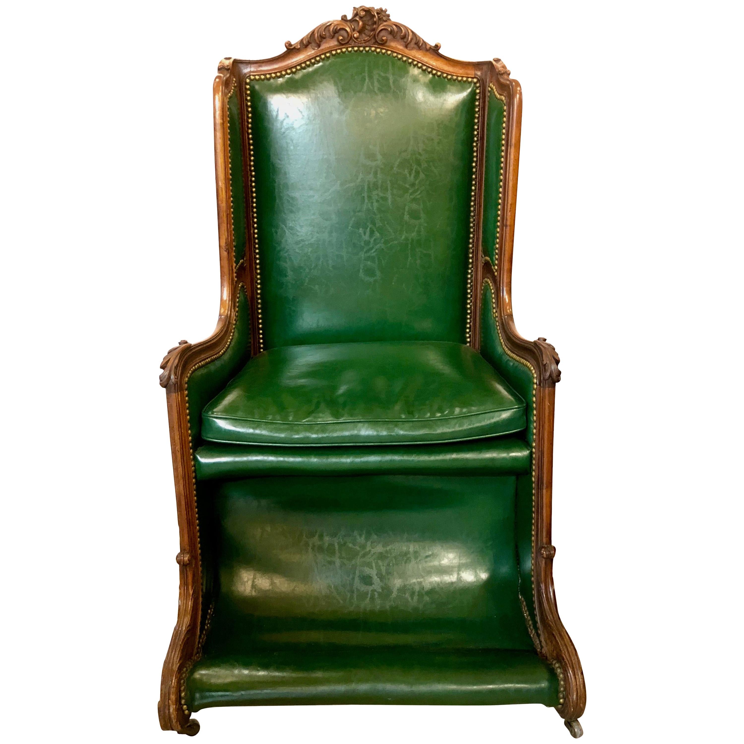 Antique Louis XV Walnut Hall Chair, circa 1900-1910 For Sale