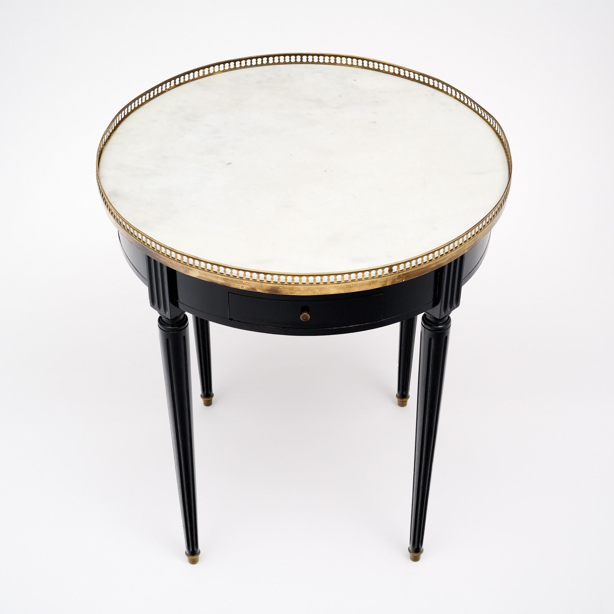 Antiker Louis XVI Bouillotte Tisch (Mitte des 20. Jahrhunderts) im Angebot