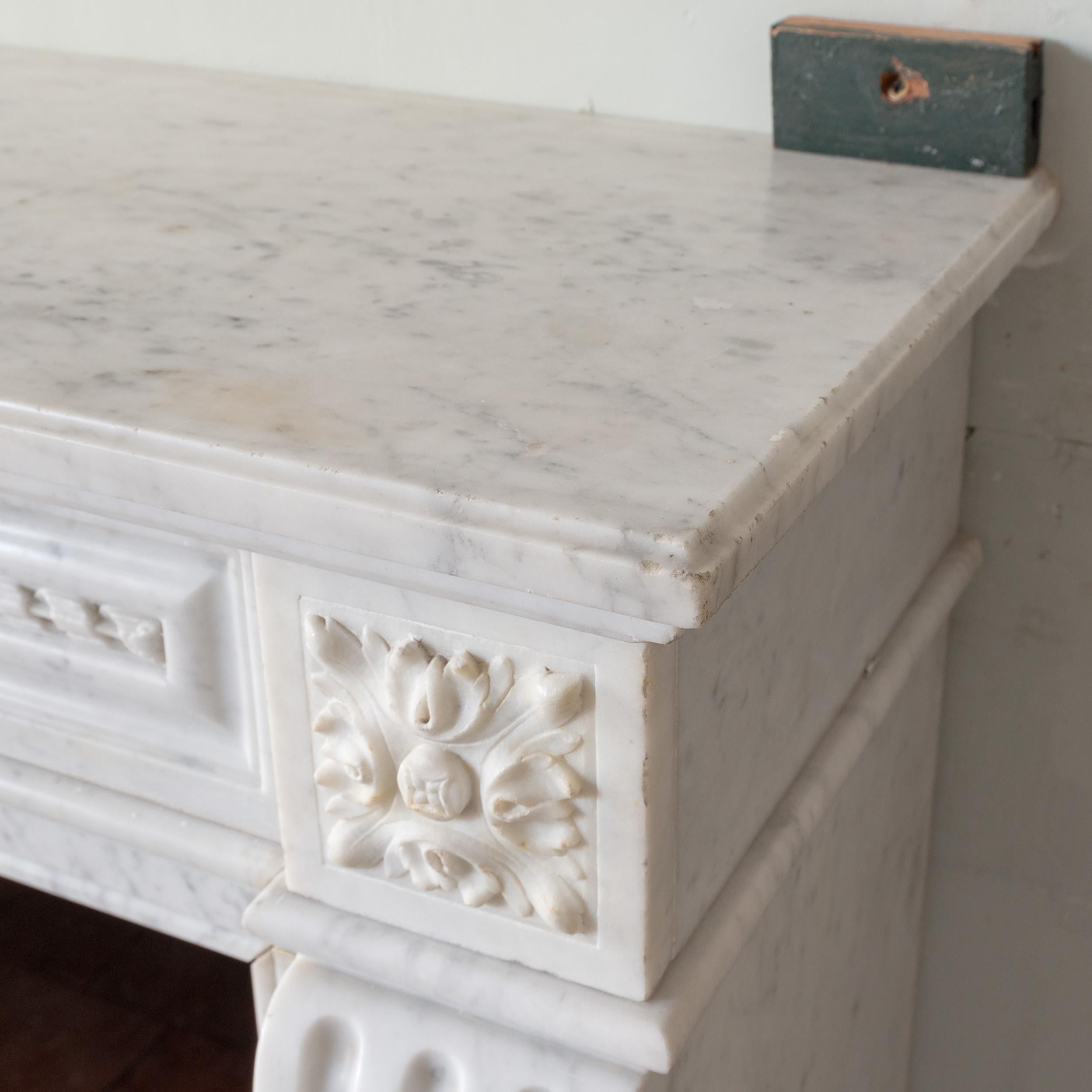 Antique Louis XVI Carrara Marble Fireplace For Sale 1