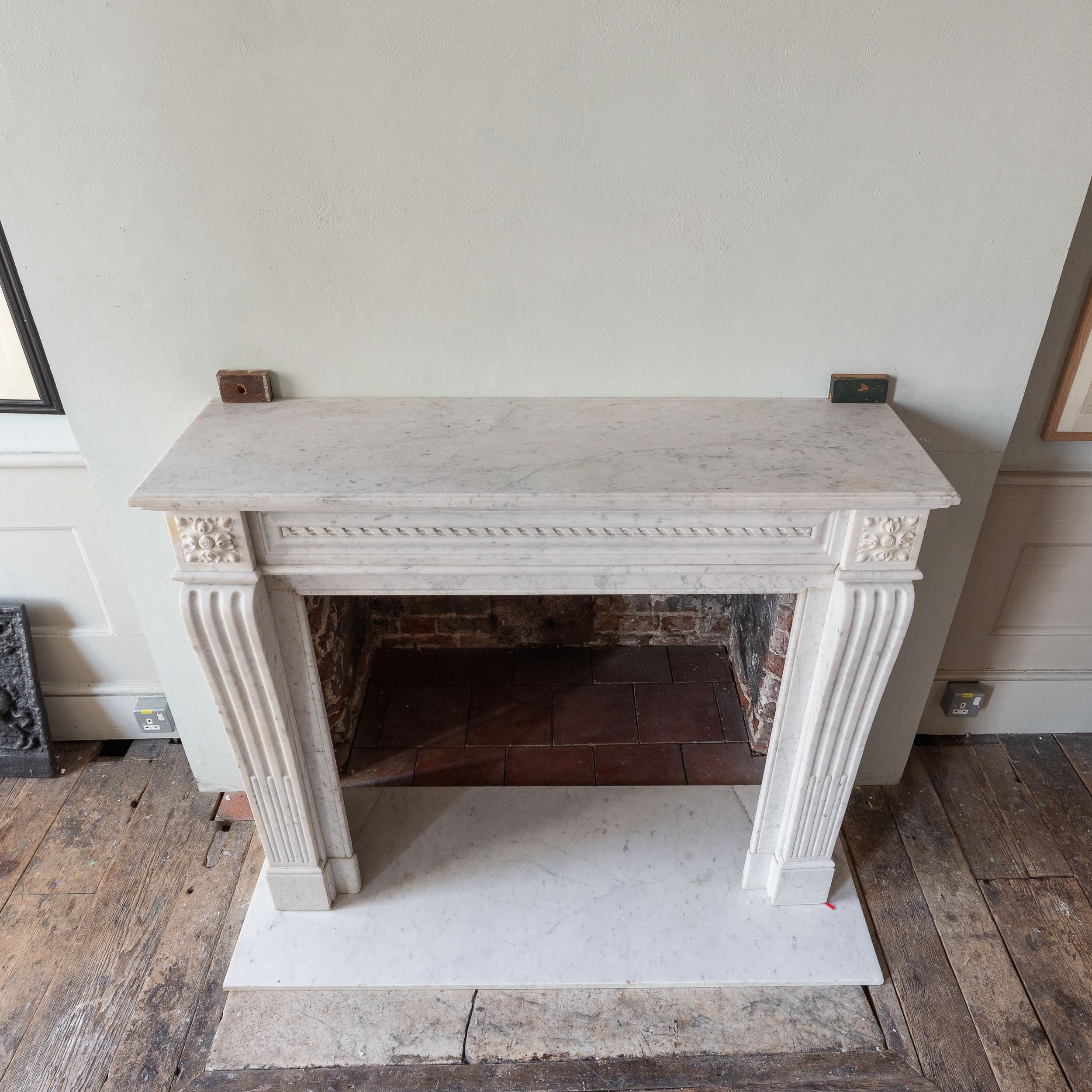 Antique Louis XVI Carrara Marble Fireplace For Sale 4