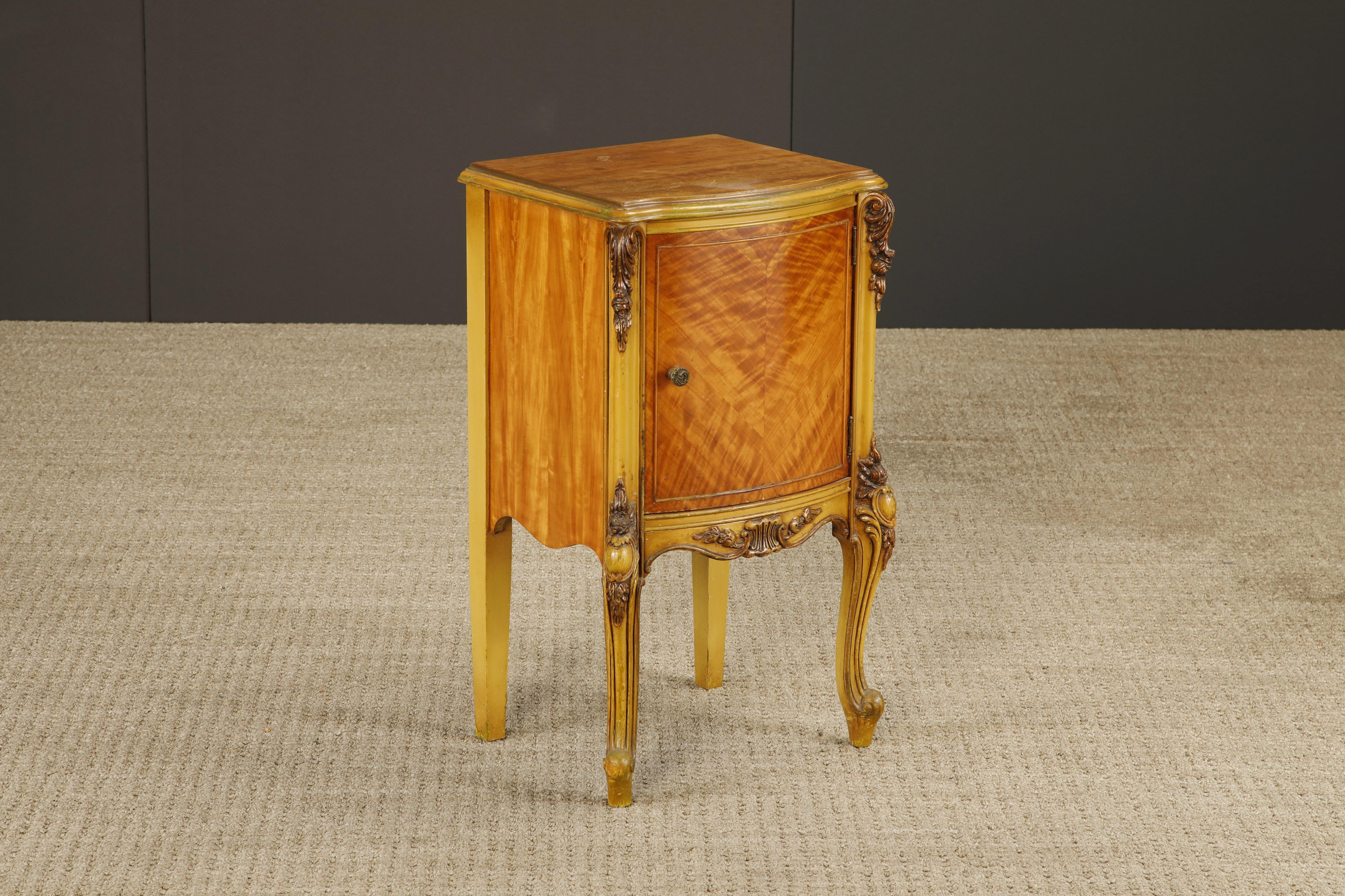 Antique Louis XVI French Provincial Figured Maple Cabinet Nightstands, c. 1920s en vente 9