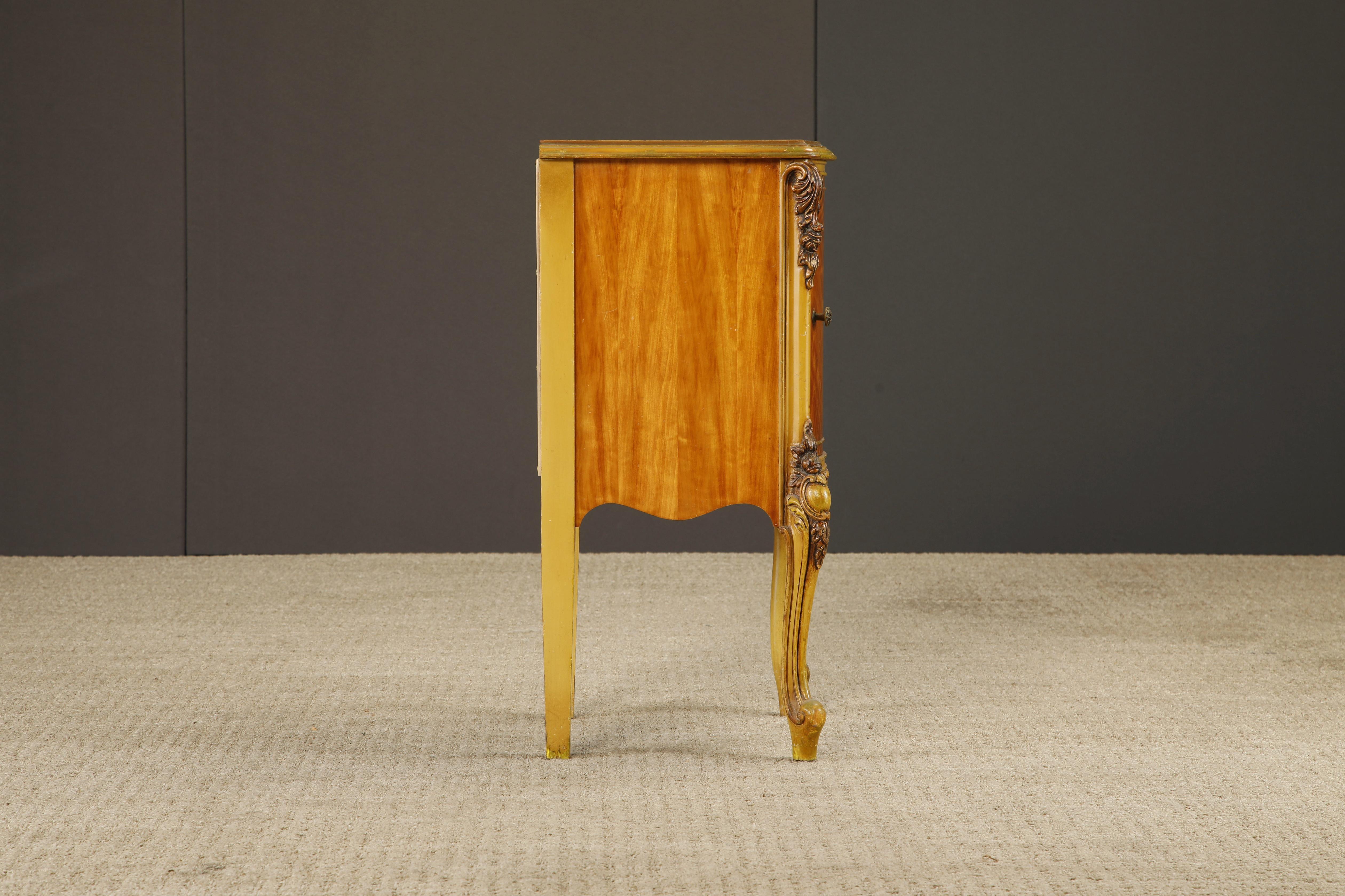 Antique Louis XVI French Provincial Figured Maple Cabinet Nightstands, c. 1920s en vente 10