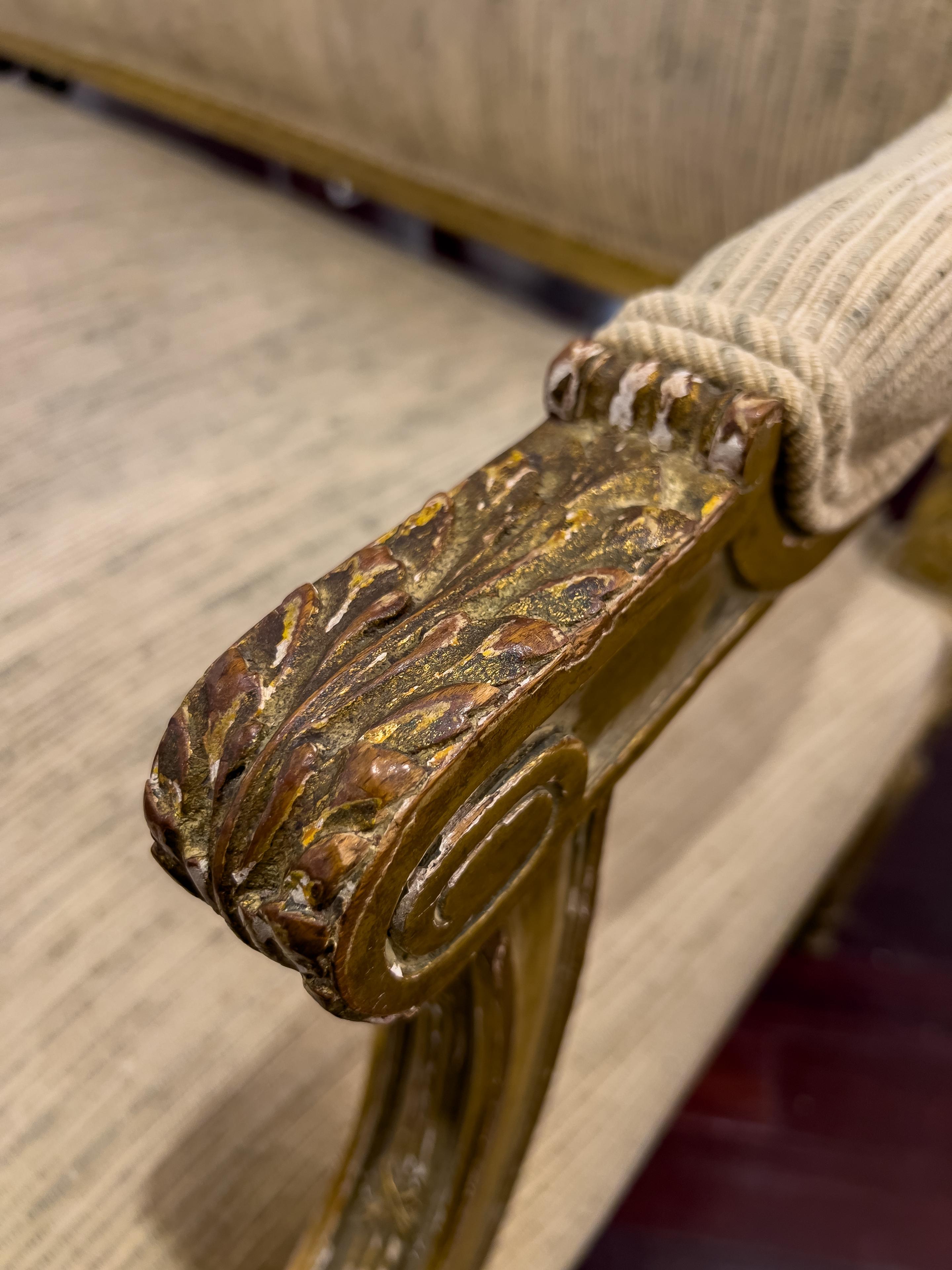 Antike Louis-XVI-Set aus vergoldetem Holz und Holz im Zustand „Gut“ im Angebot in Houston, TX