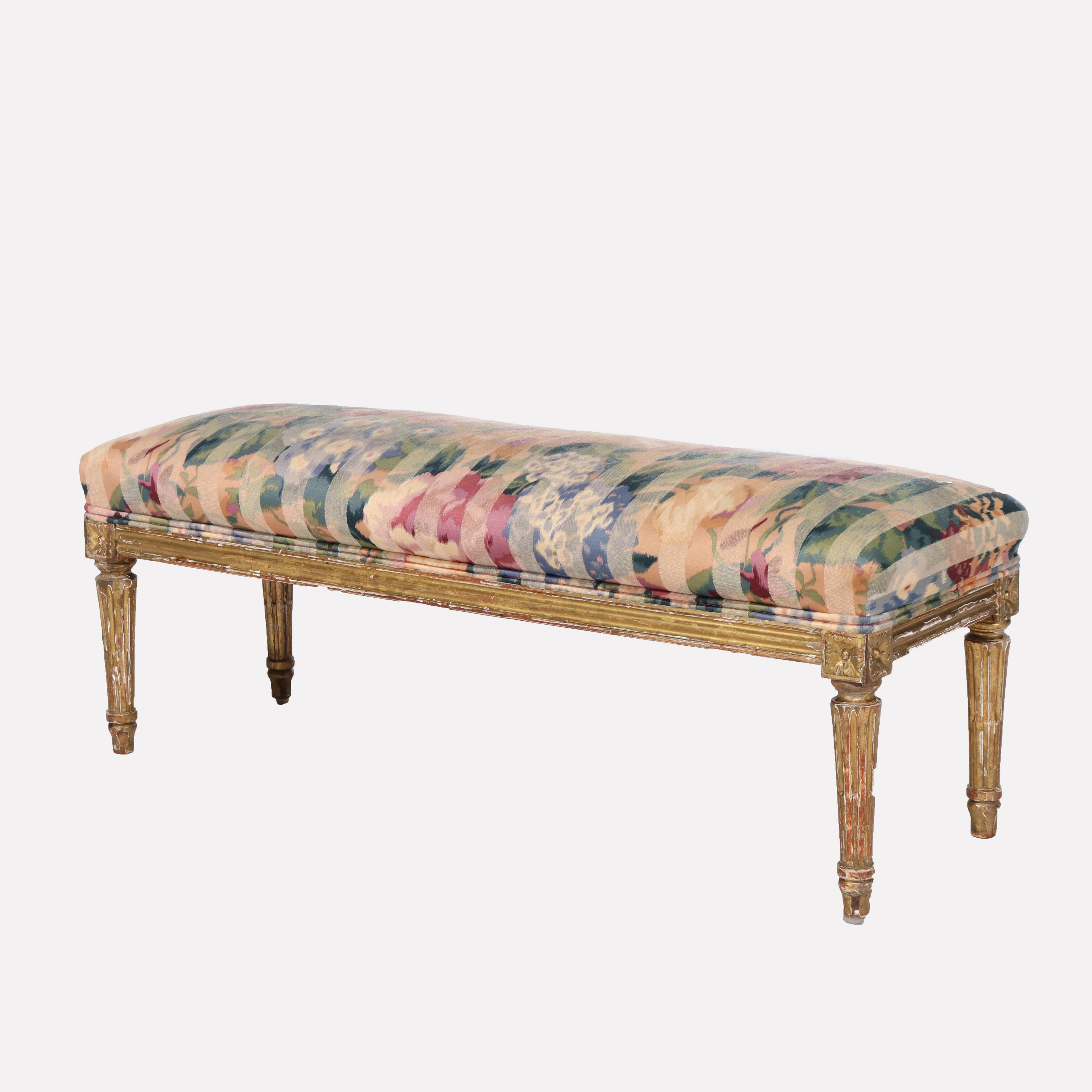 Tabouret Louis XVI ancien à pied long en bois doré 18ème siècle en vente 1