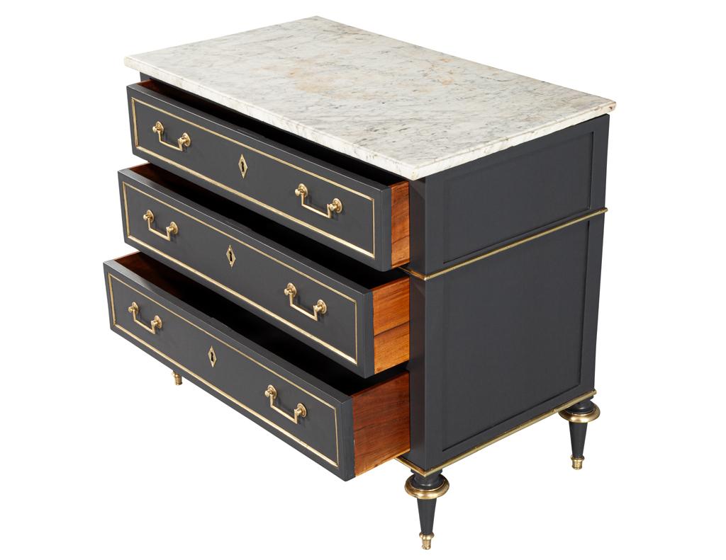Antique Louis XVI Marble Top Commode in Gray In Good Condition For Sale In North York, ON