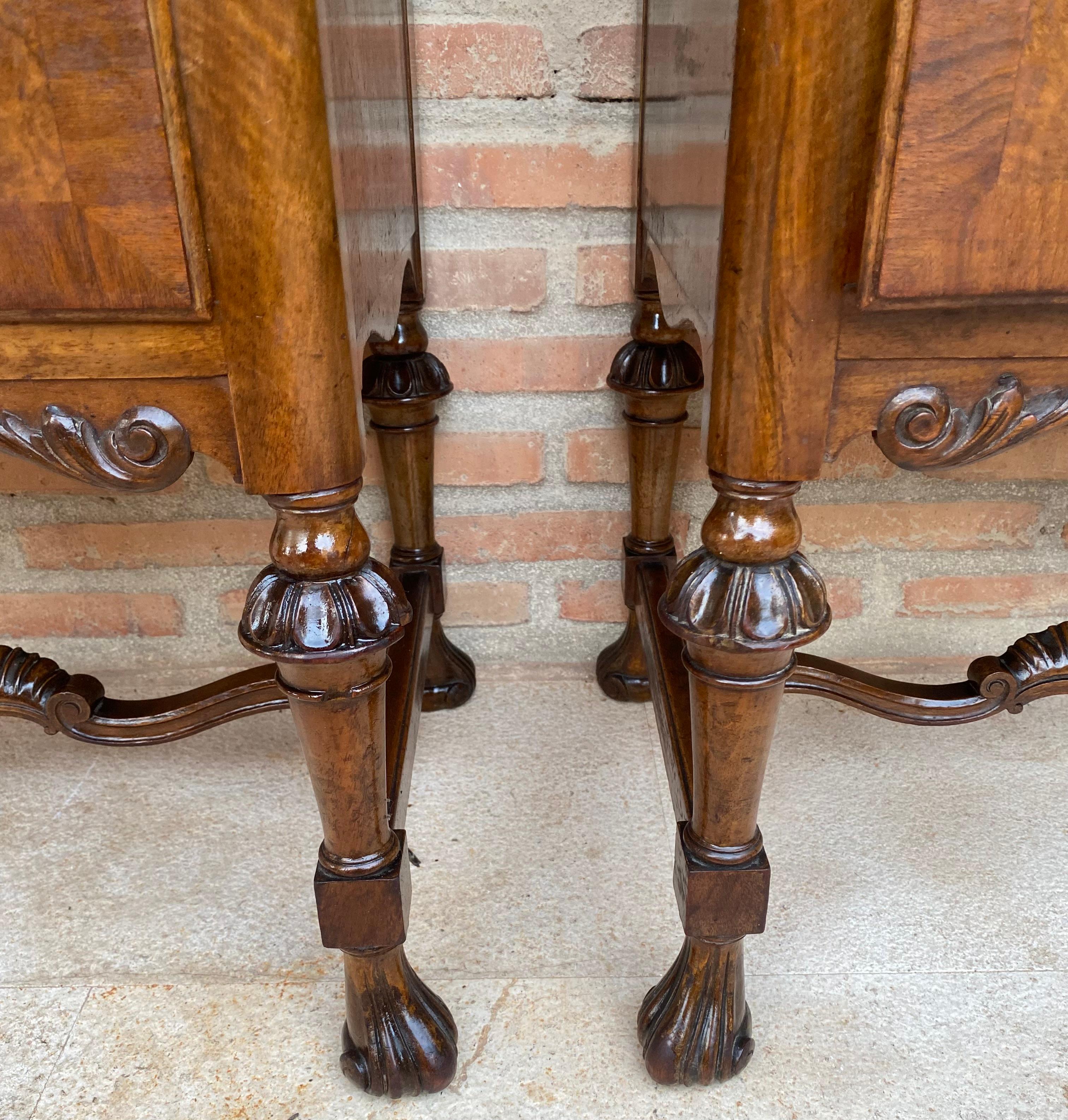 Antique Louis XVI Nightstands with White Marble Tops, 1890s, Set of 2 For Sale 4