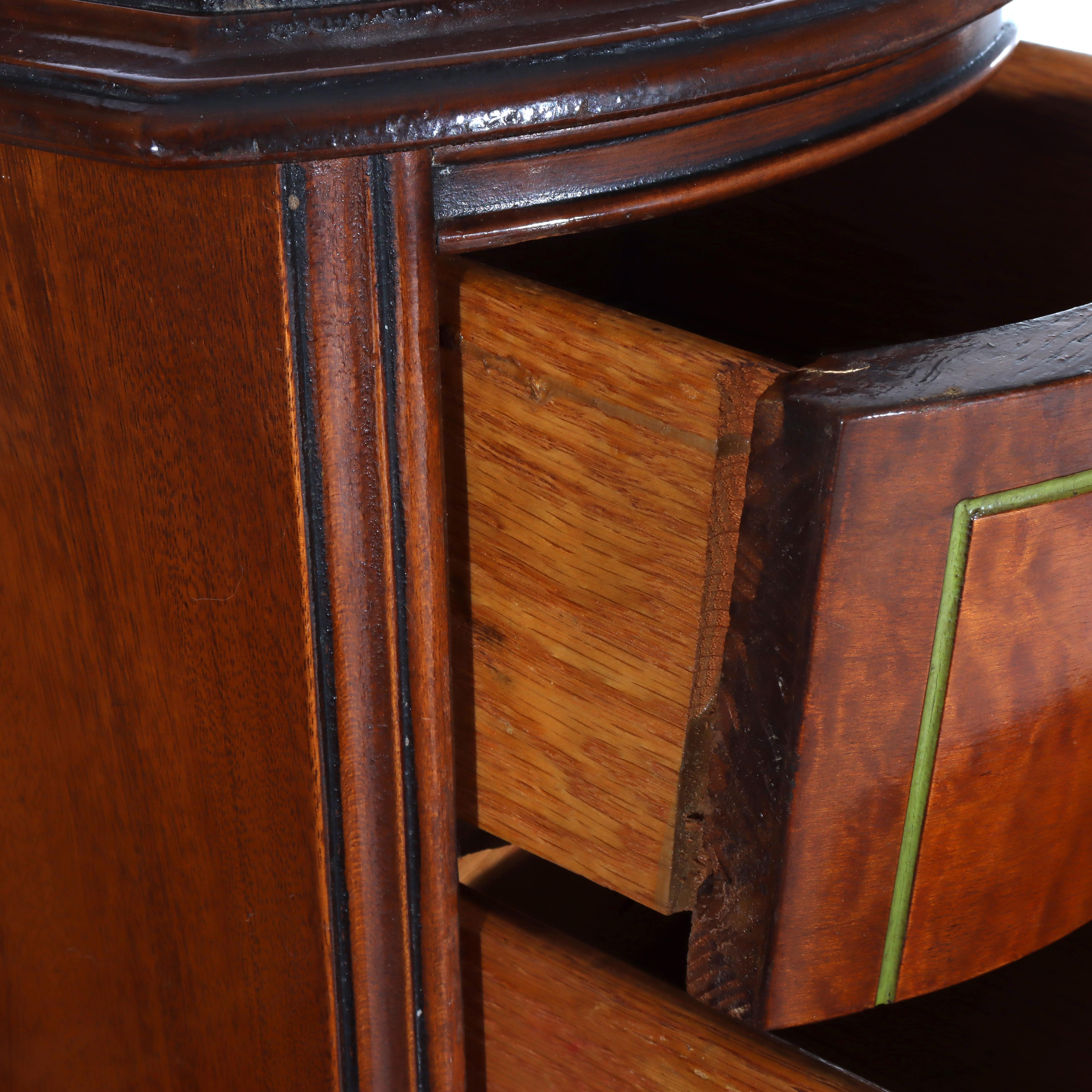 Ancien meuble-lavabo Louis XVI en acajou doré, satiné et érable piqué, vers 1930 en vente 12