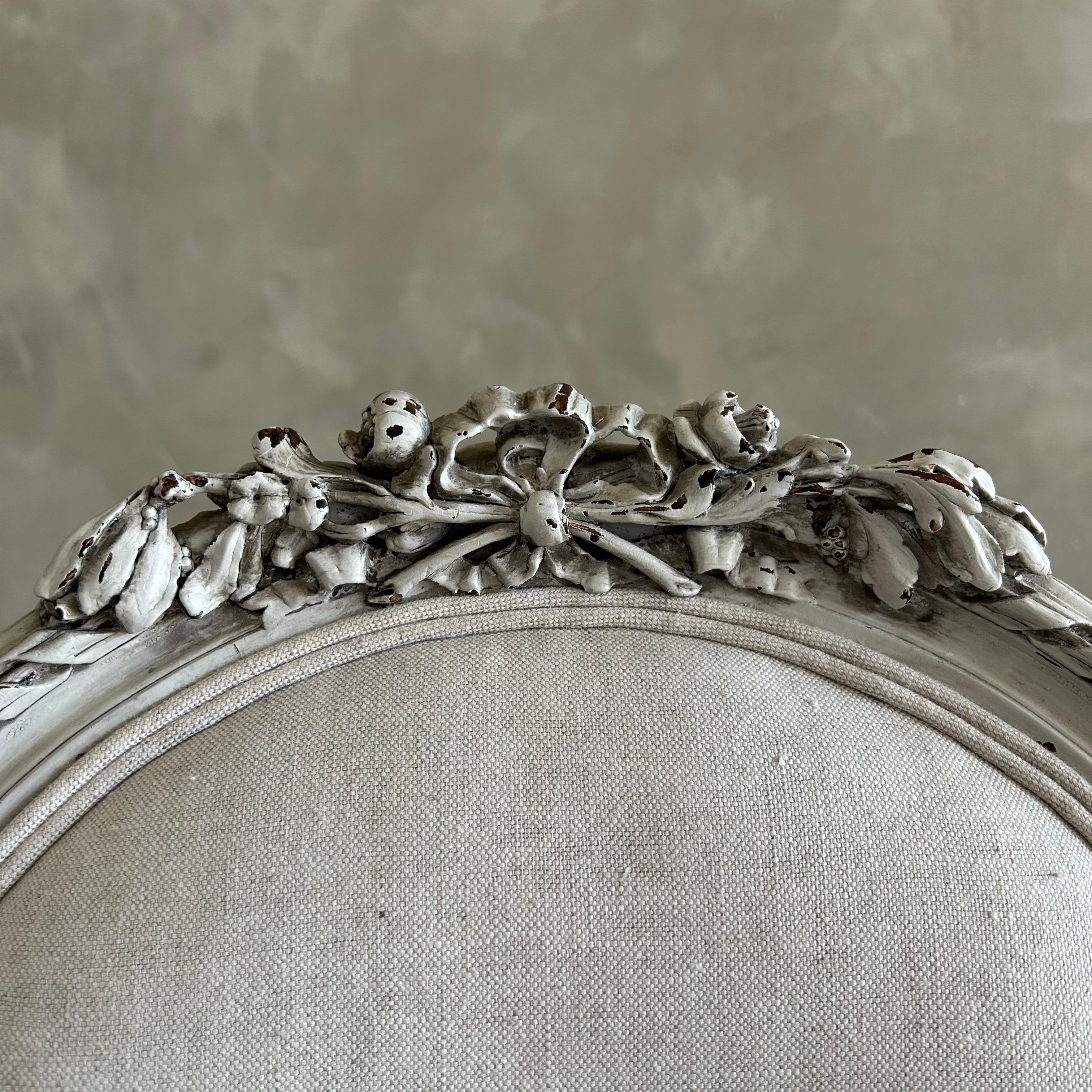 Chaise d'appoint ancienne de style Louis XVI Bon état - En vente à Brea, CA