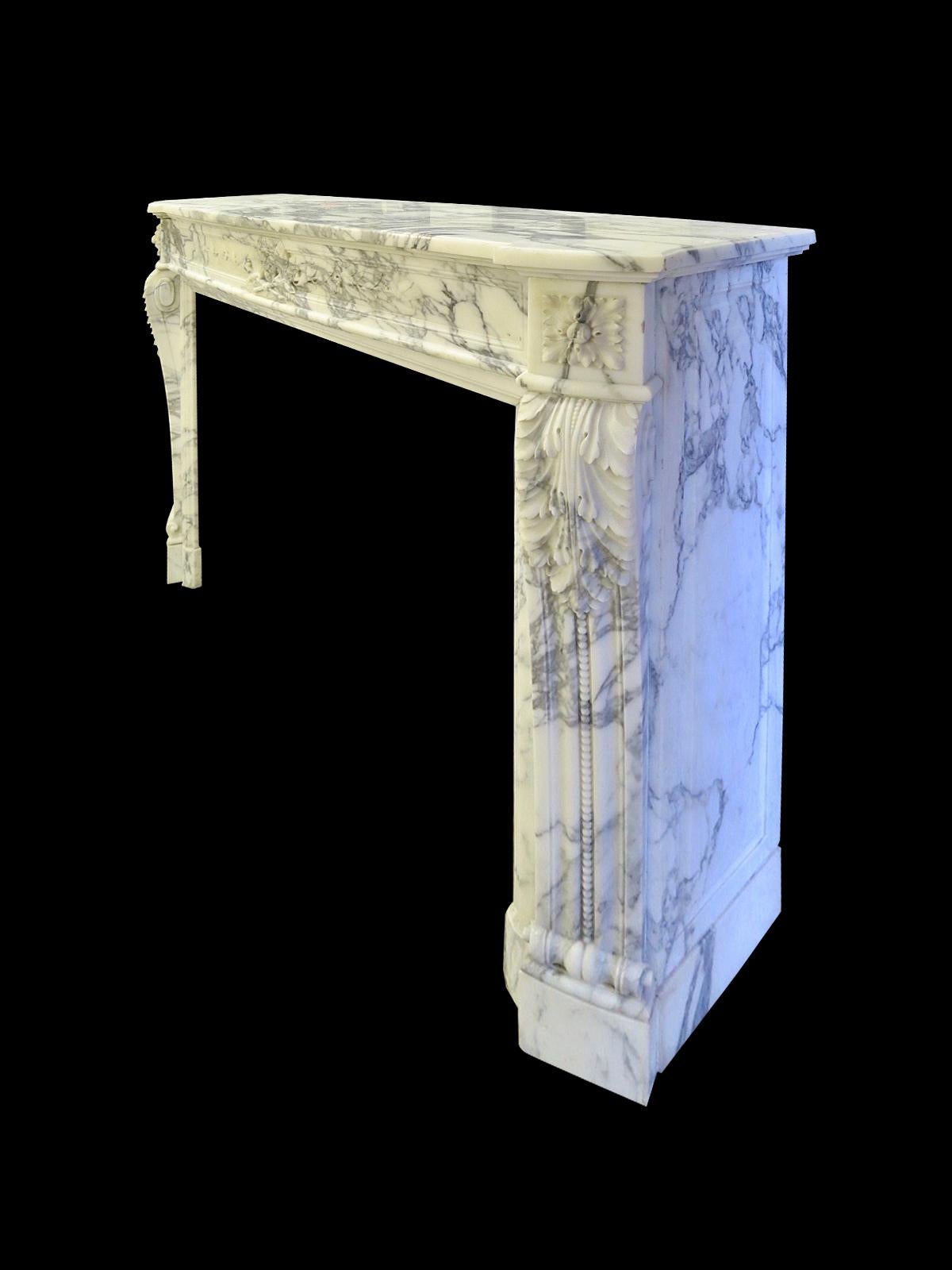 Antique Louis XVI Style Arabescato Marble Fireplace Mantel In Good Condition In London, GB