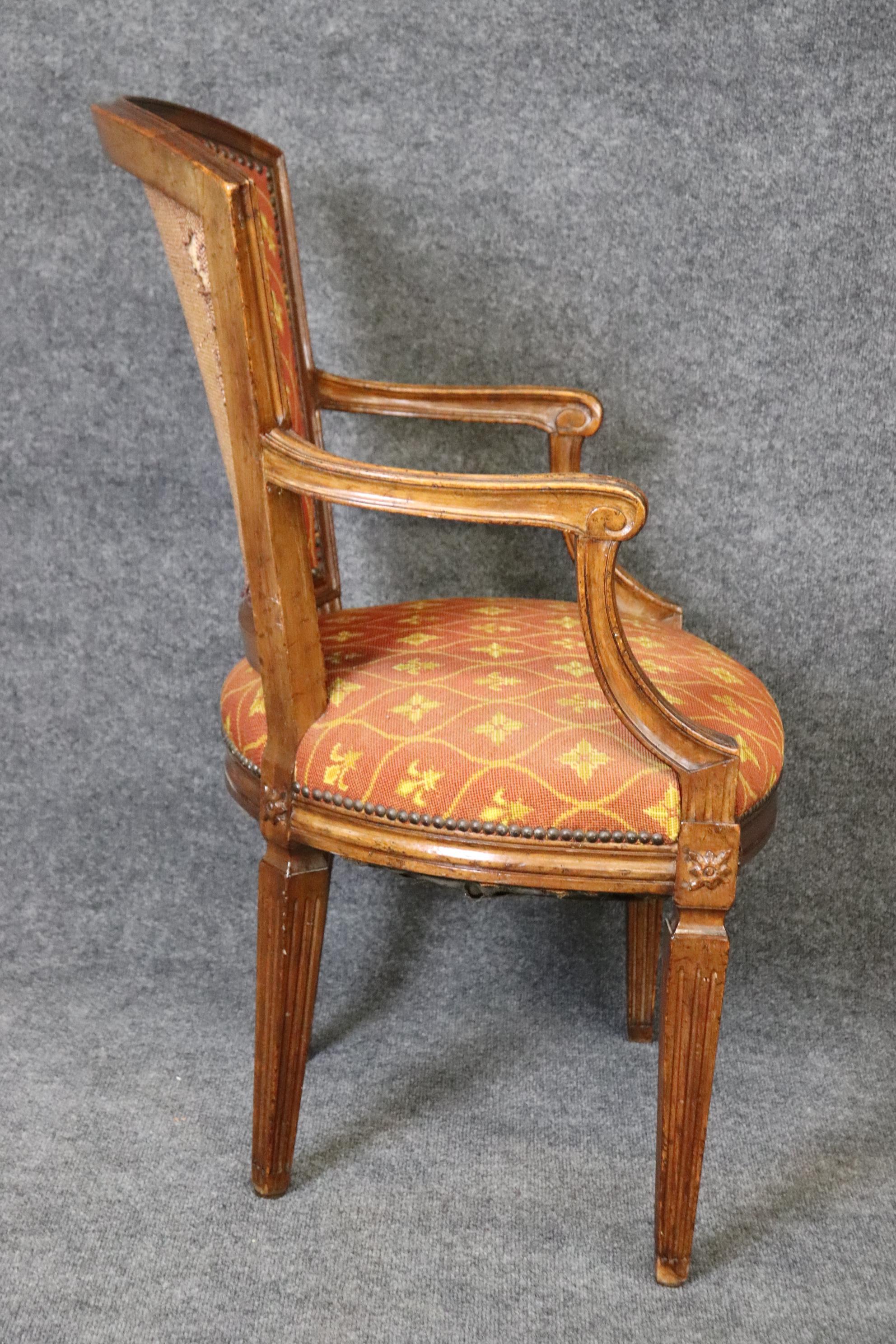 Antique Louis XVI Style Armchair Signed Made In Italy In Good Condition For Sale In Swedesboro, NJ