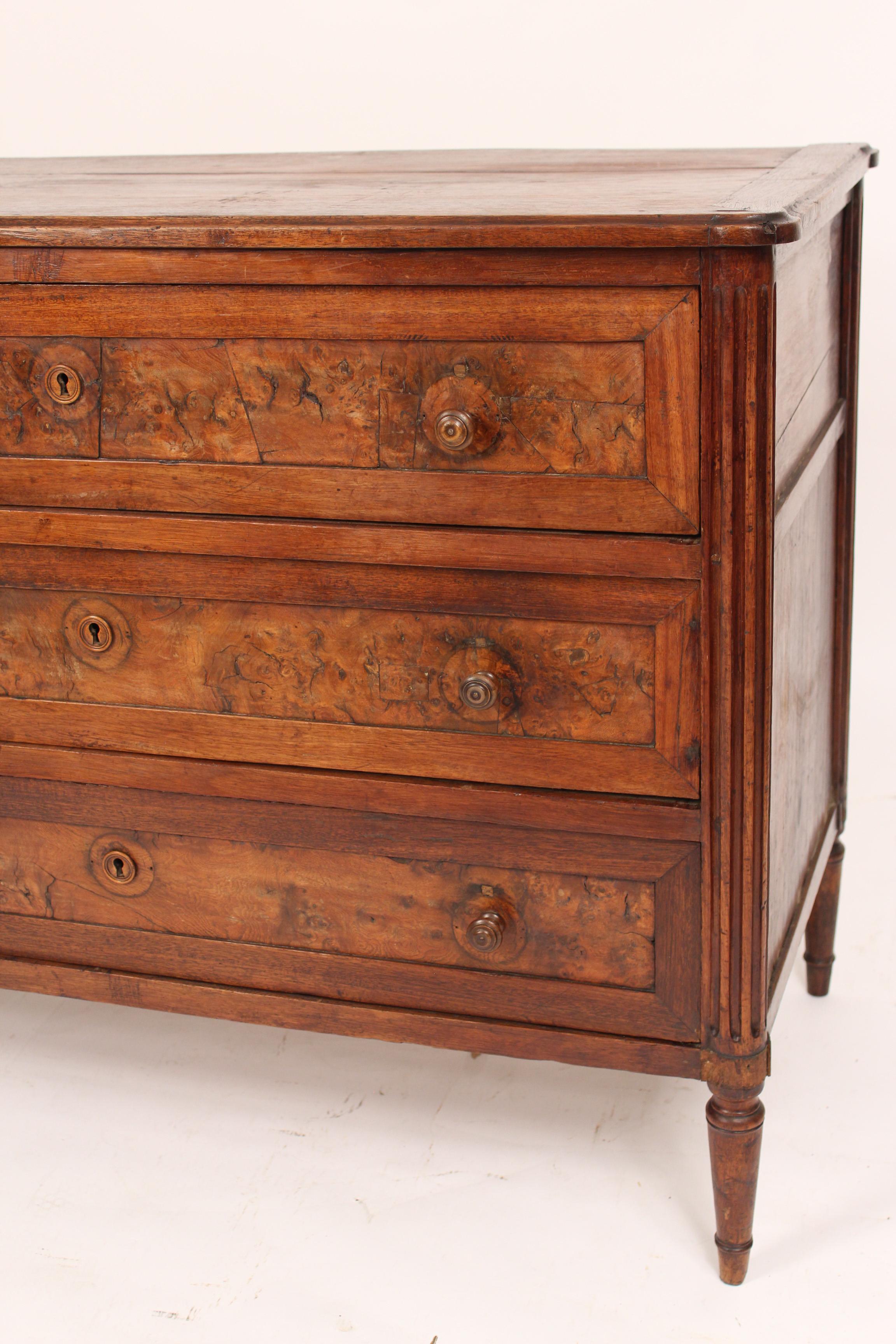 Antique Louis XVI Style Chest of Drawers In Fair Condition For Sale In Laguna Beach, CA
