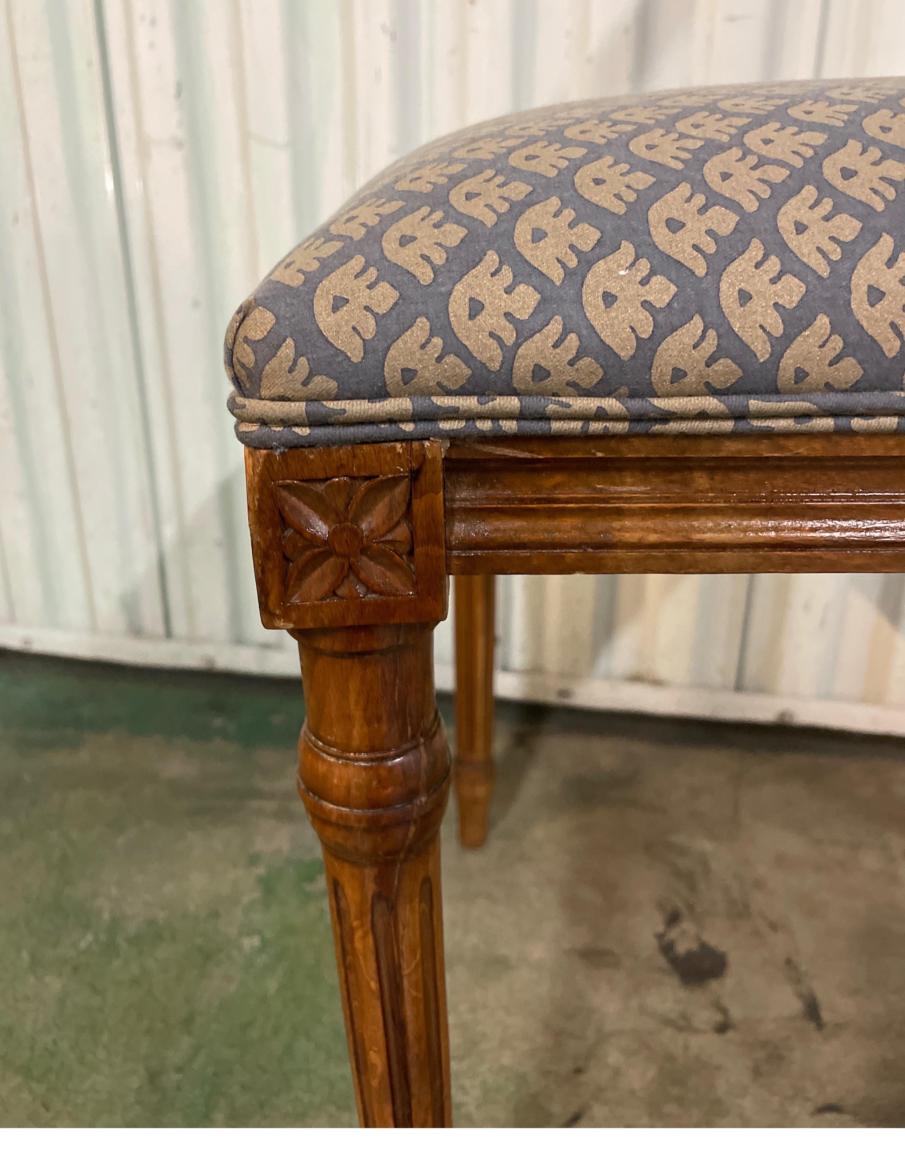 Antique Louis XVI Style Chiavari Chair with Fortuny Upholstered Seat In Good Condition In West Palm Beach, FL