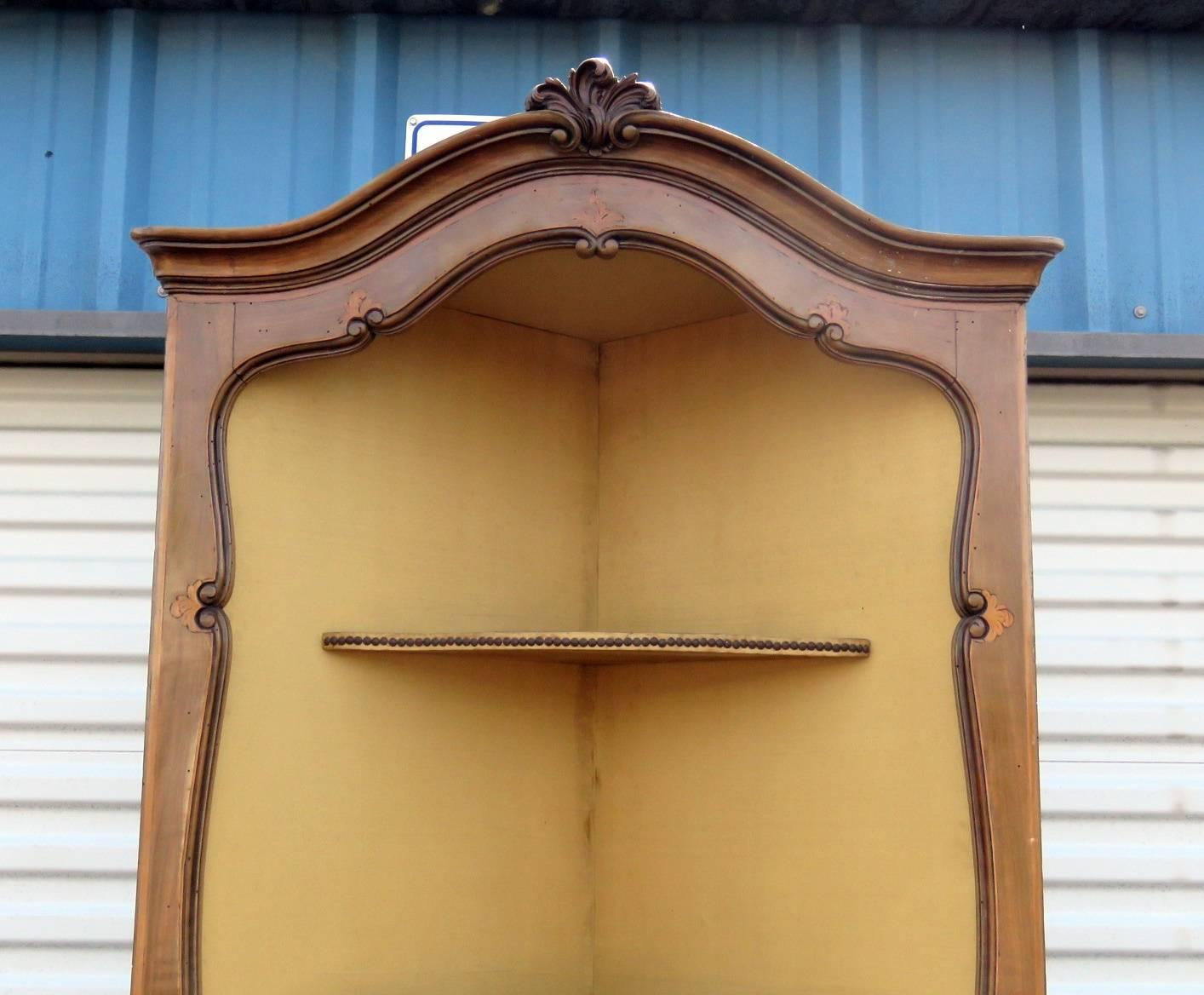 Antique Louis XVI Style Corner Étagère Cupboard Cabinet In Good Condition In Swedesboro, NJ