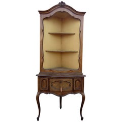 Armoire d'angle étagère d'antiquités de style Louis XVI