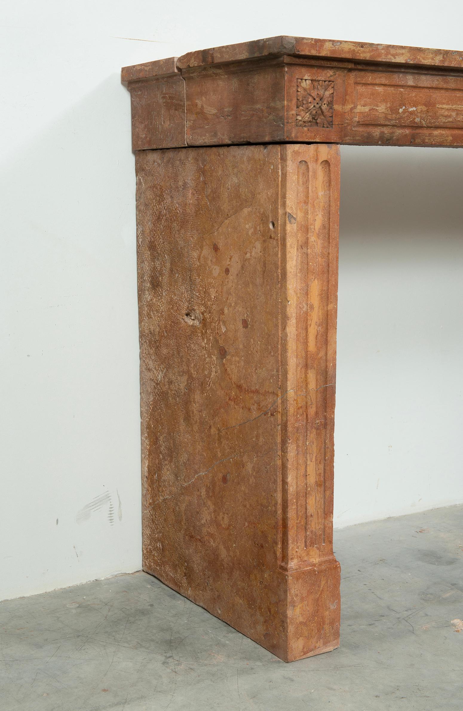 Antique Louis XVI-style Fireplace Mantel For Sale 1
