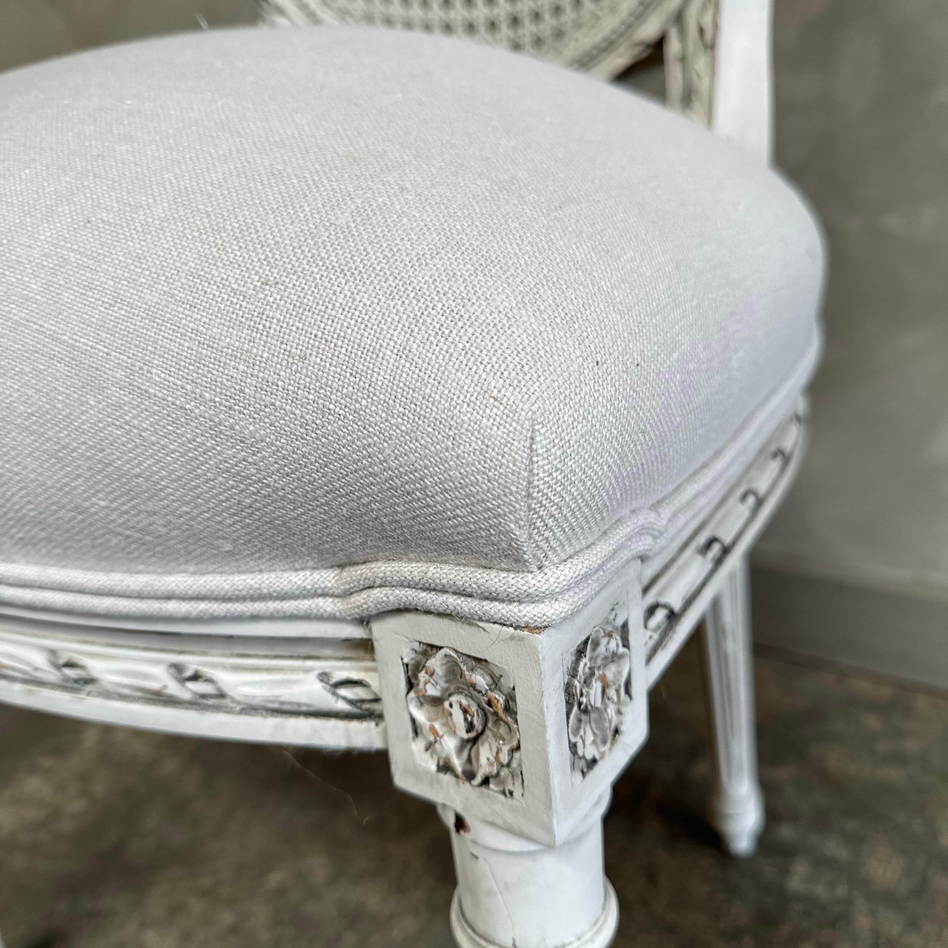 Antique Louis XVI Style French cane back chair in Oyster White Finish For Sale 3