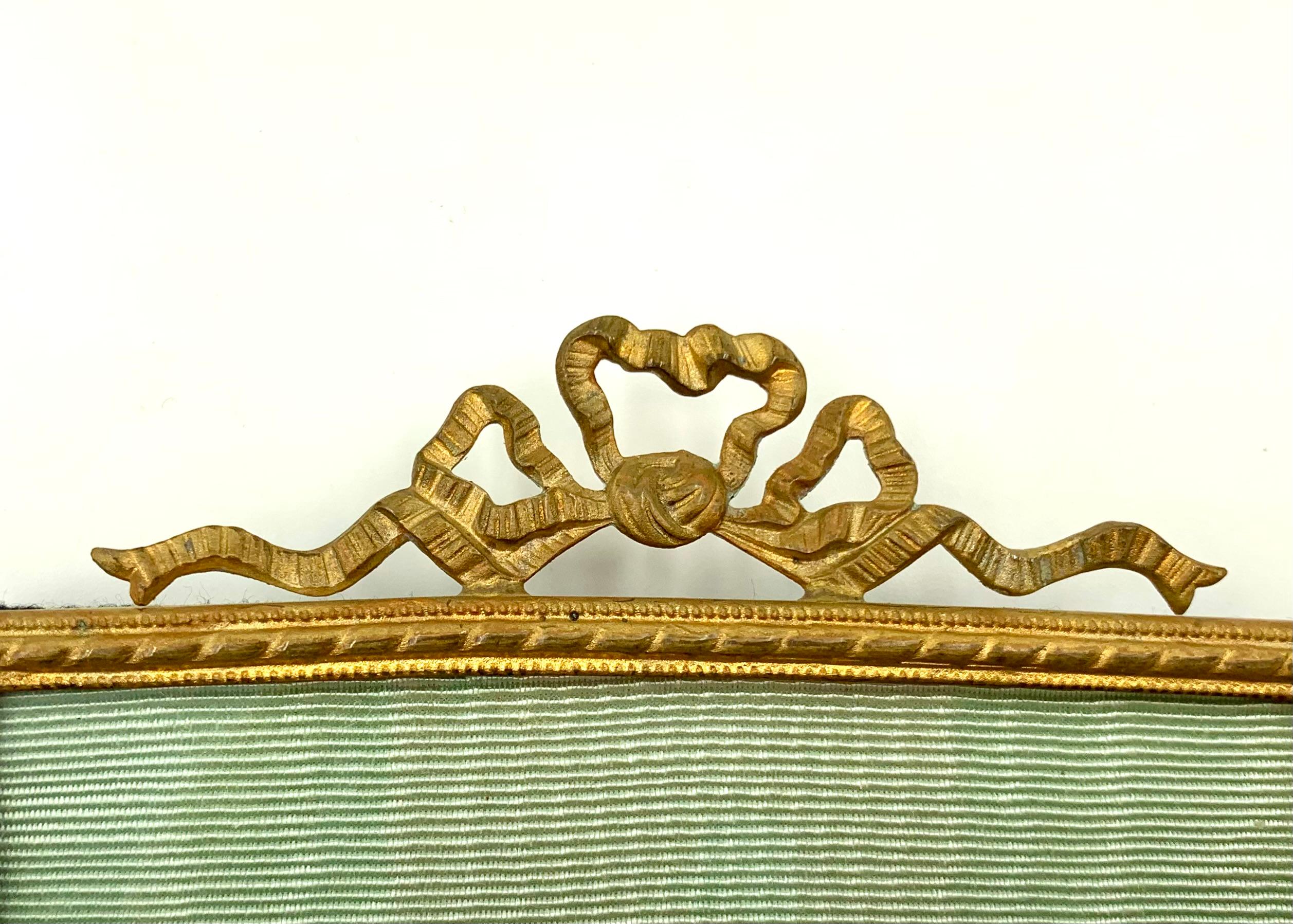 Antique Louis XVI Style French Gilt Bronze Picture Frame, 19th Century In Good Condition For Sale In New York, NY
