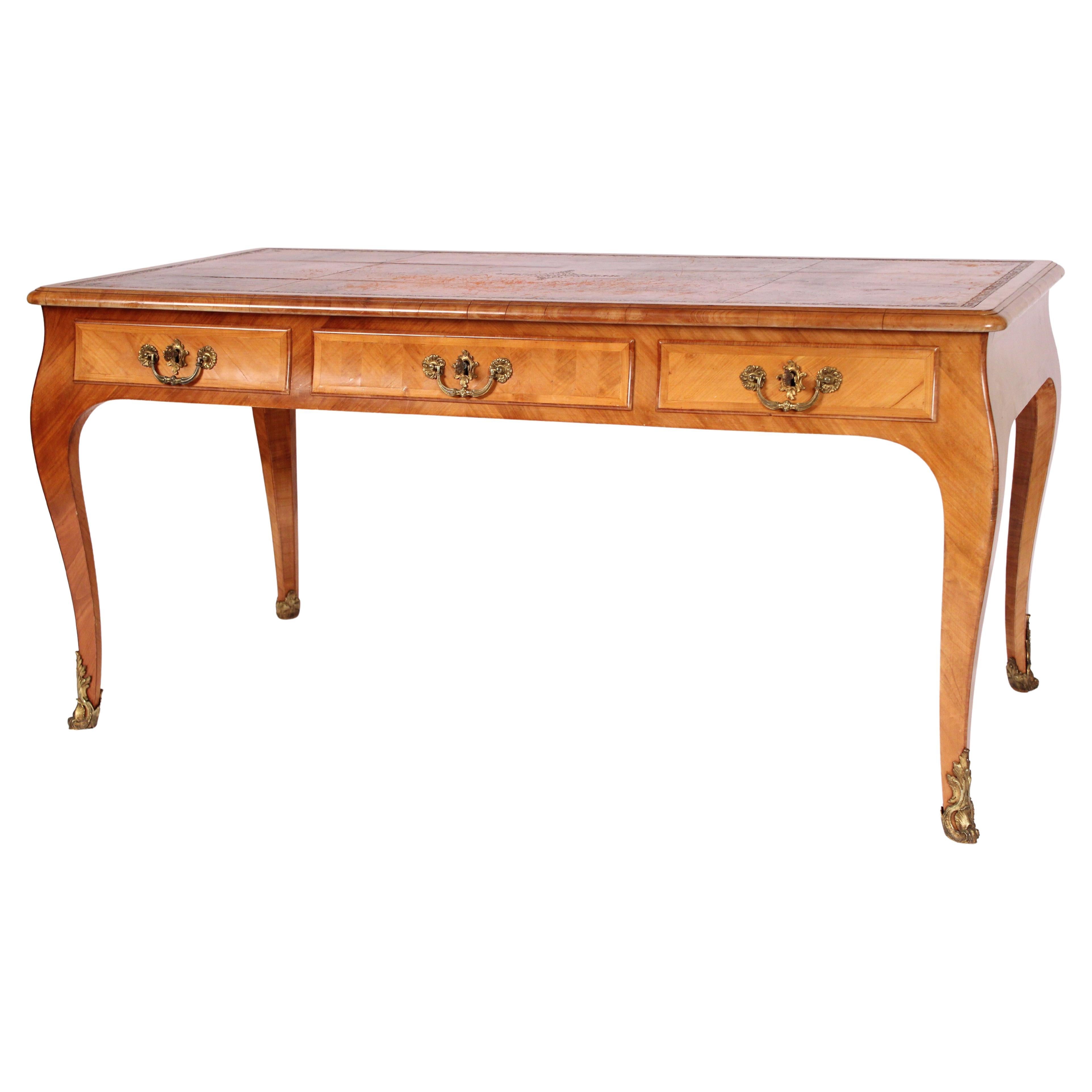 Escritorio antiguo de madera de frutal estilo Luis XVI en venta