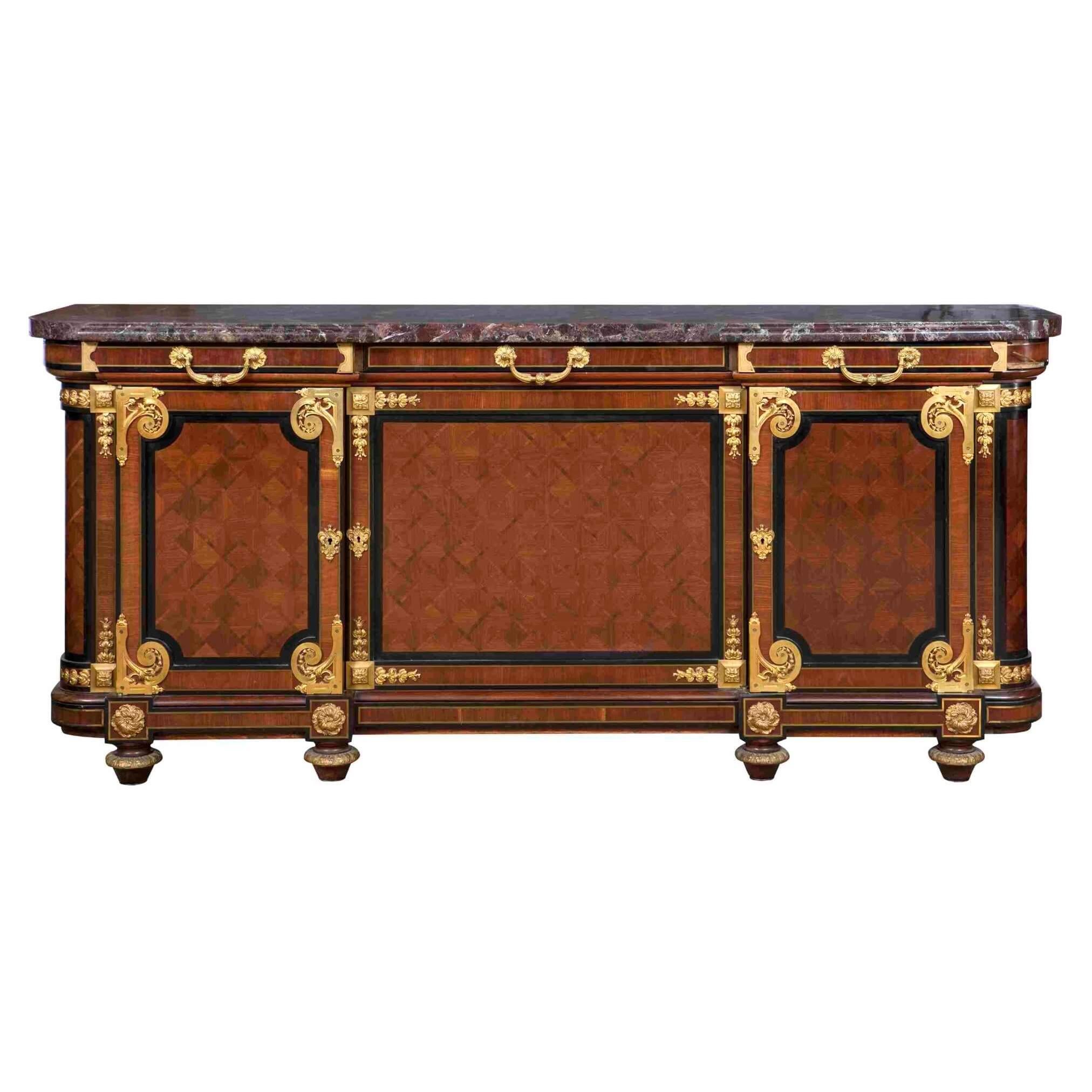 Cabinet ancien de style Louis XVI en acajou, bronze doré et marbre par Mercier Frères