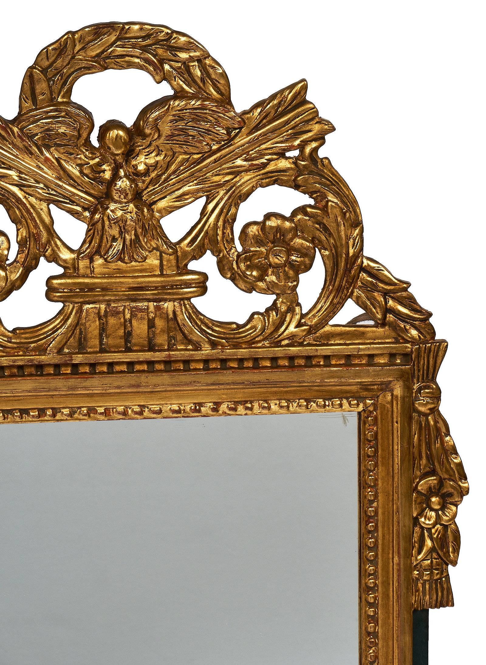 Antique Louis XVI Style Mirror In Excellent Condition In Austin, TX