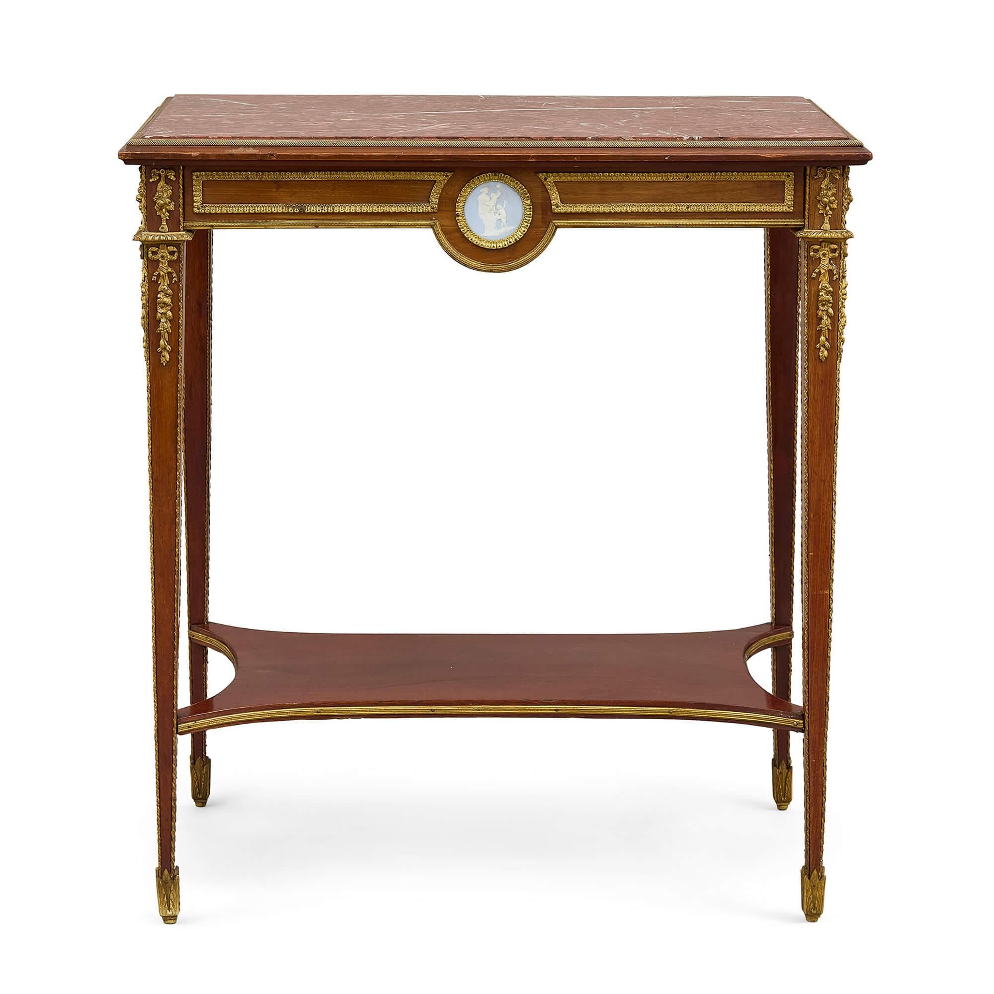 Moulage Table d'appoint ancienne en bronze doré et jaspe de style Louis XVI en vente