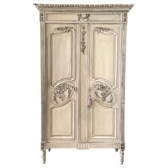 Ancienne armoire peinte de style Louis XVI