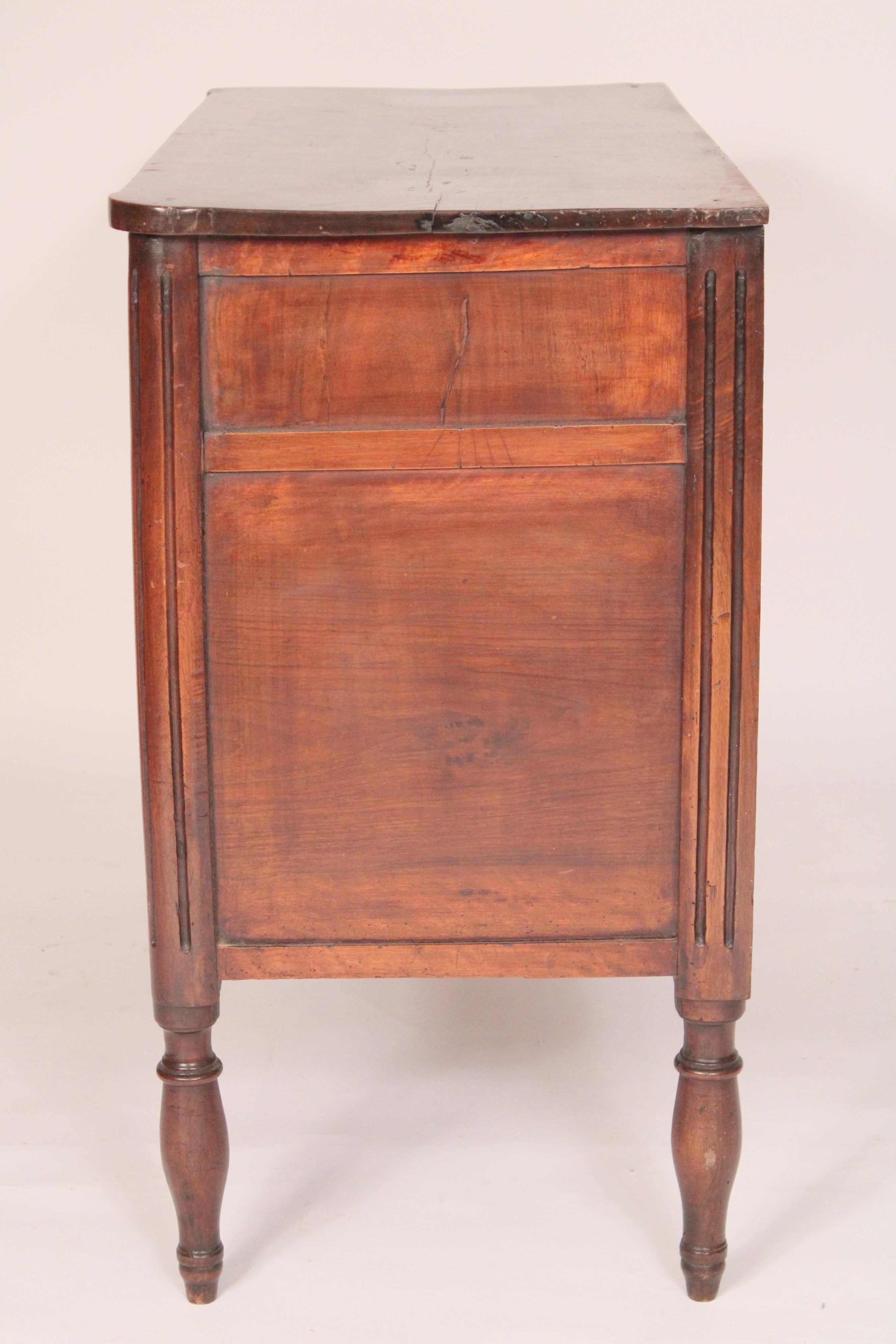 Antique Louis XVI Style Walnut Chest of Drawers In Good Condition For Sale In Laguna Beach, CA
