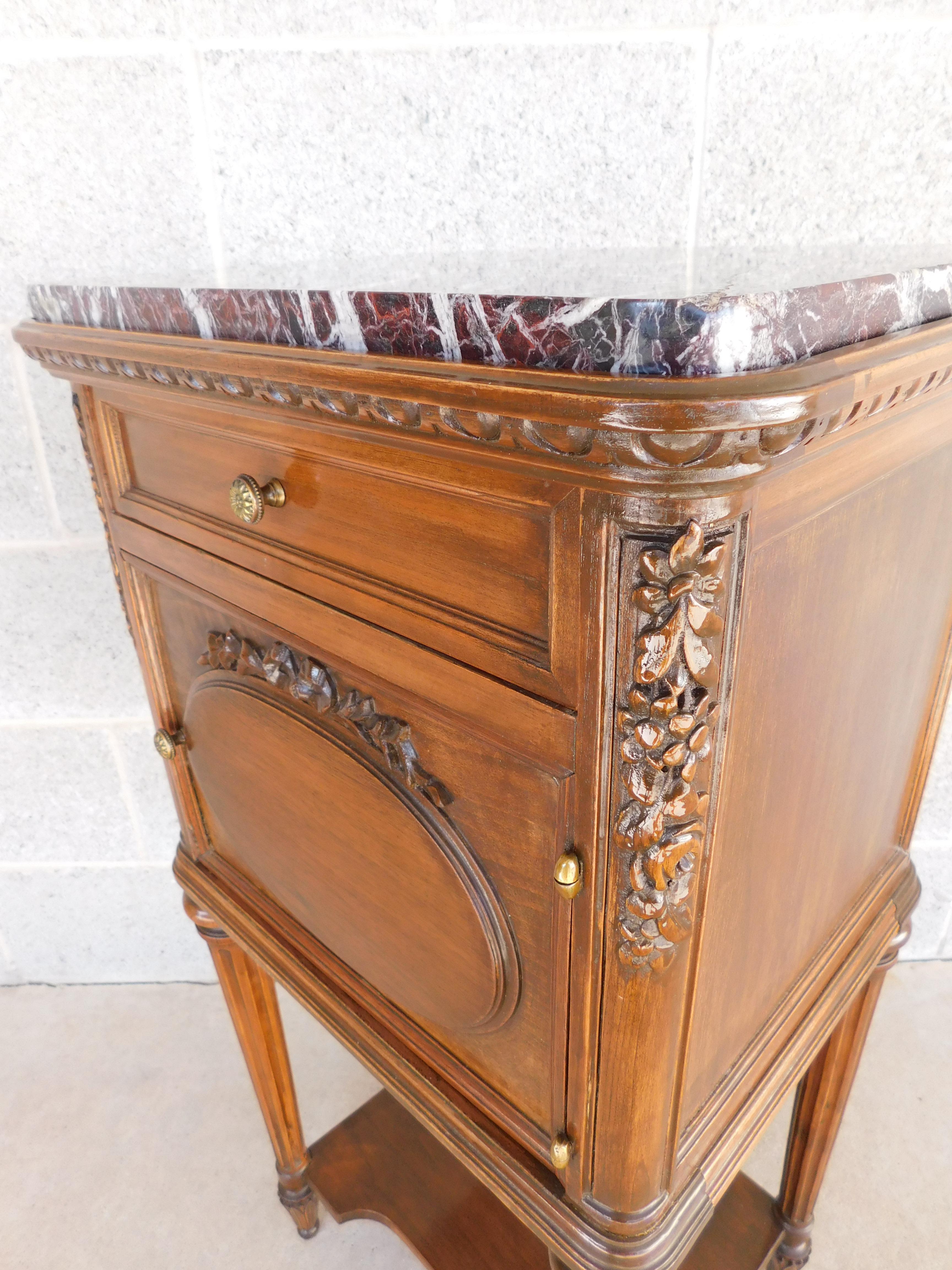 Antique Louis XVI Walnut Marble Top Side Table In Good Condition In Parkesburg, PA