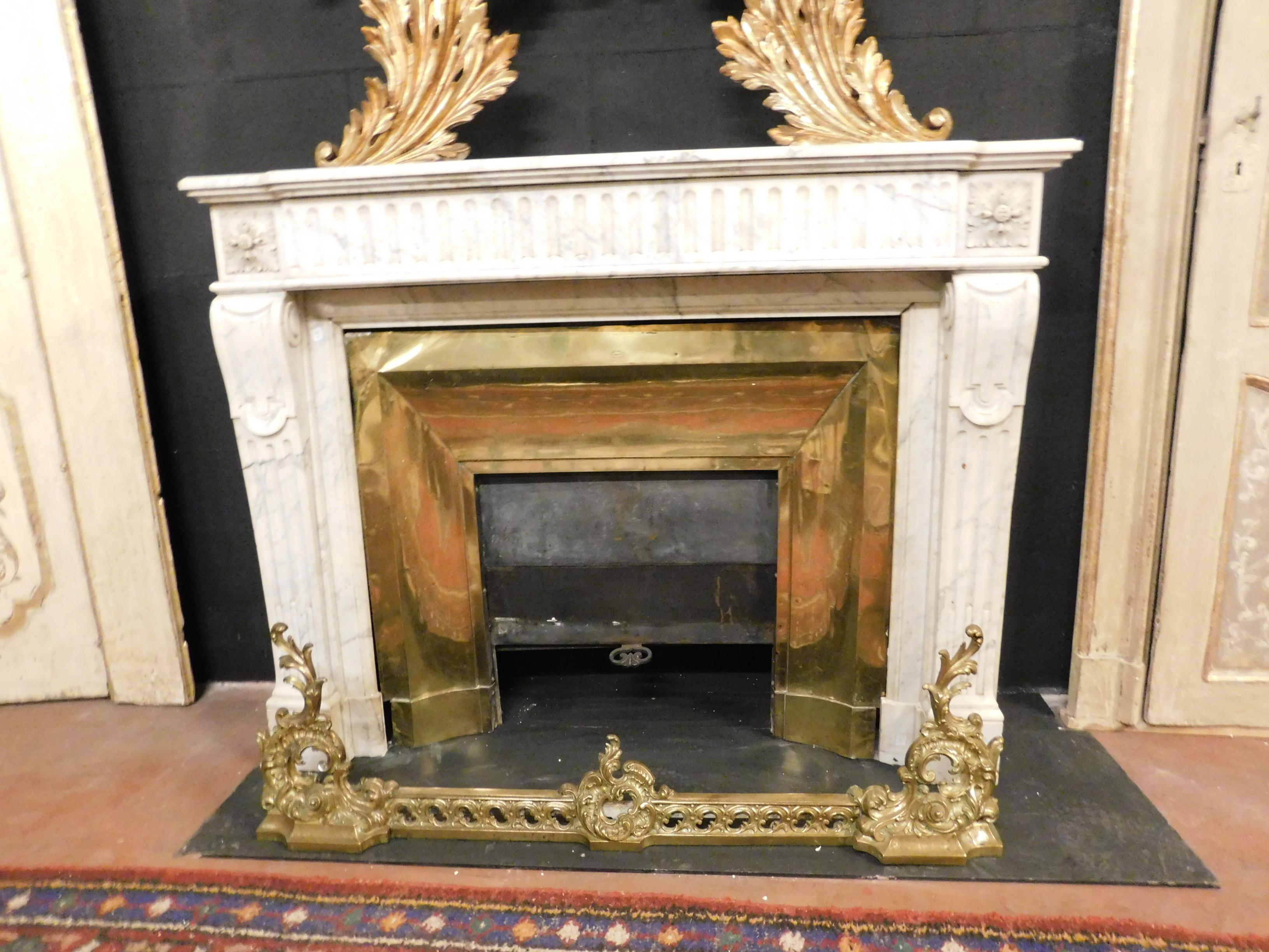 Antique Louis XVI White Marble Fireplace with Original Brass Counter-Heart, 1700 5