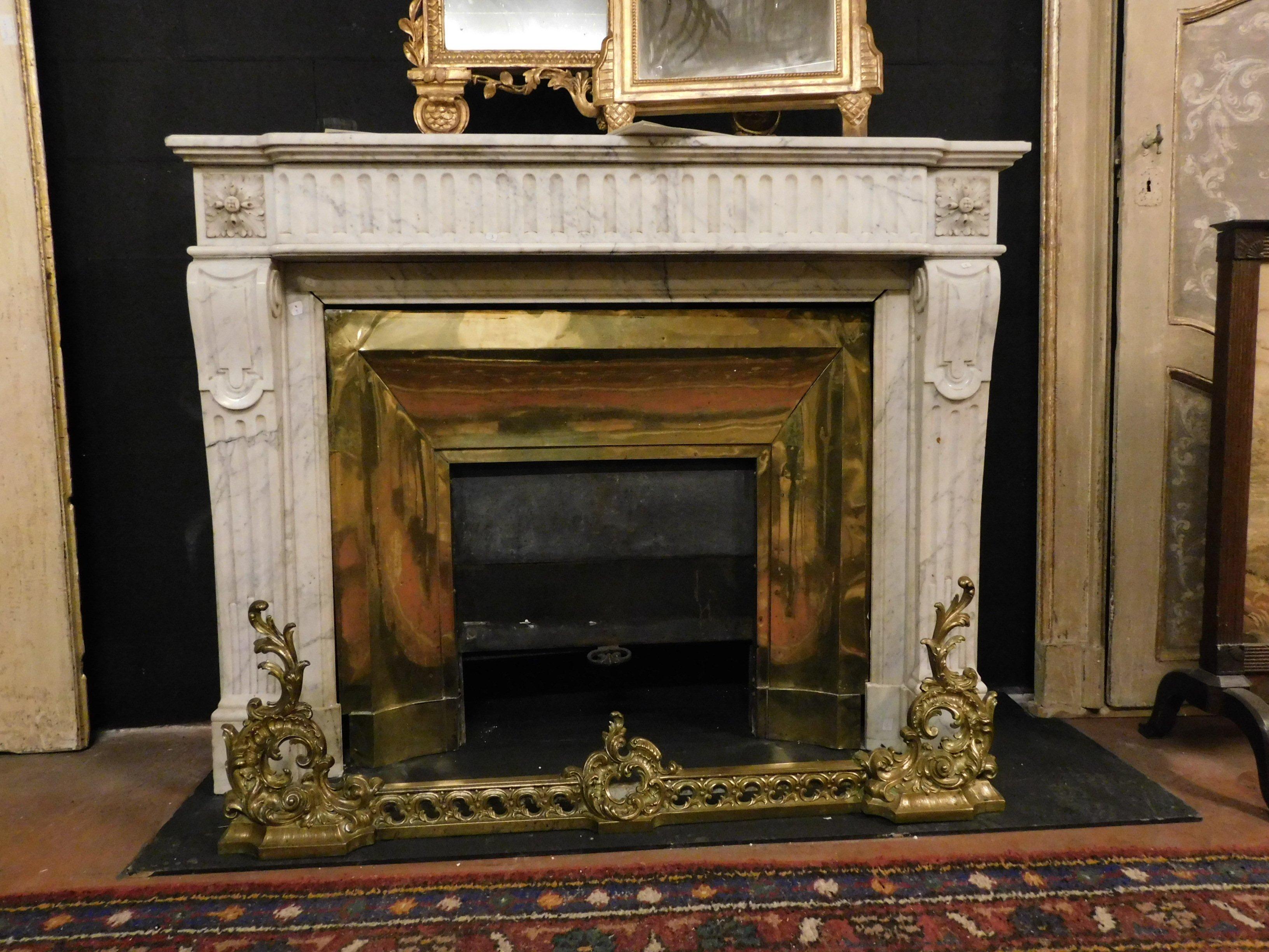 18th Century Antique Louis XVI White Marble Fireplace with Original Brass Counter-Heart, 1700