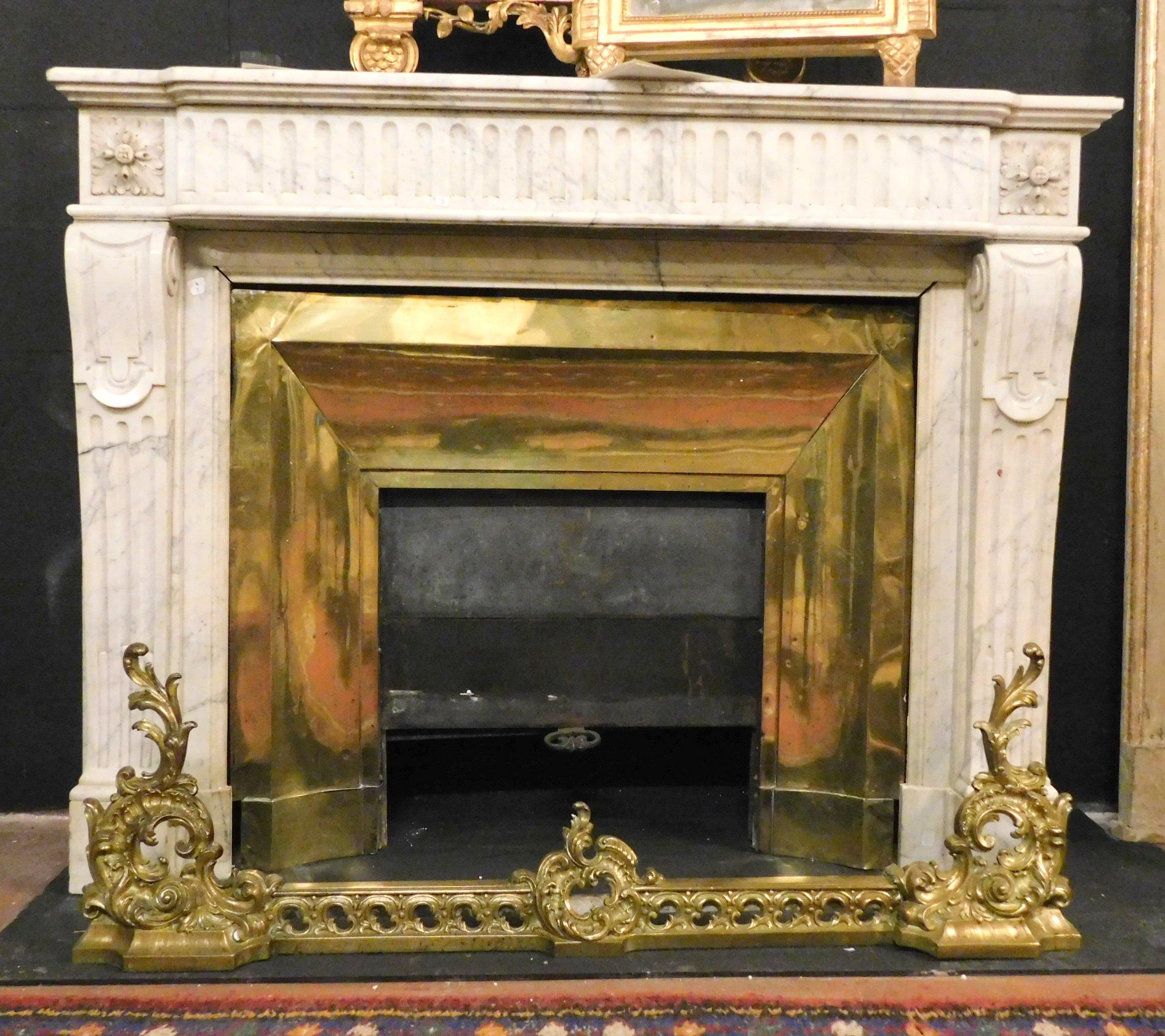 Antique Louis XVI White Marble Fireplace with Original Brass Counter-Heart, 1700 3