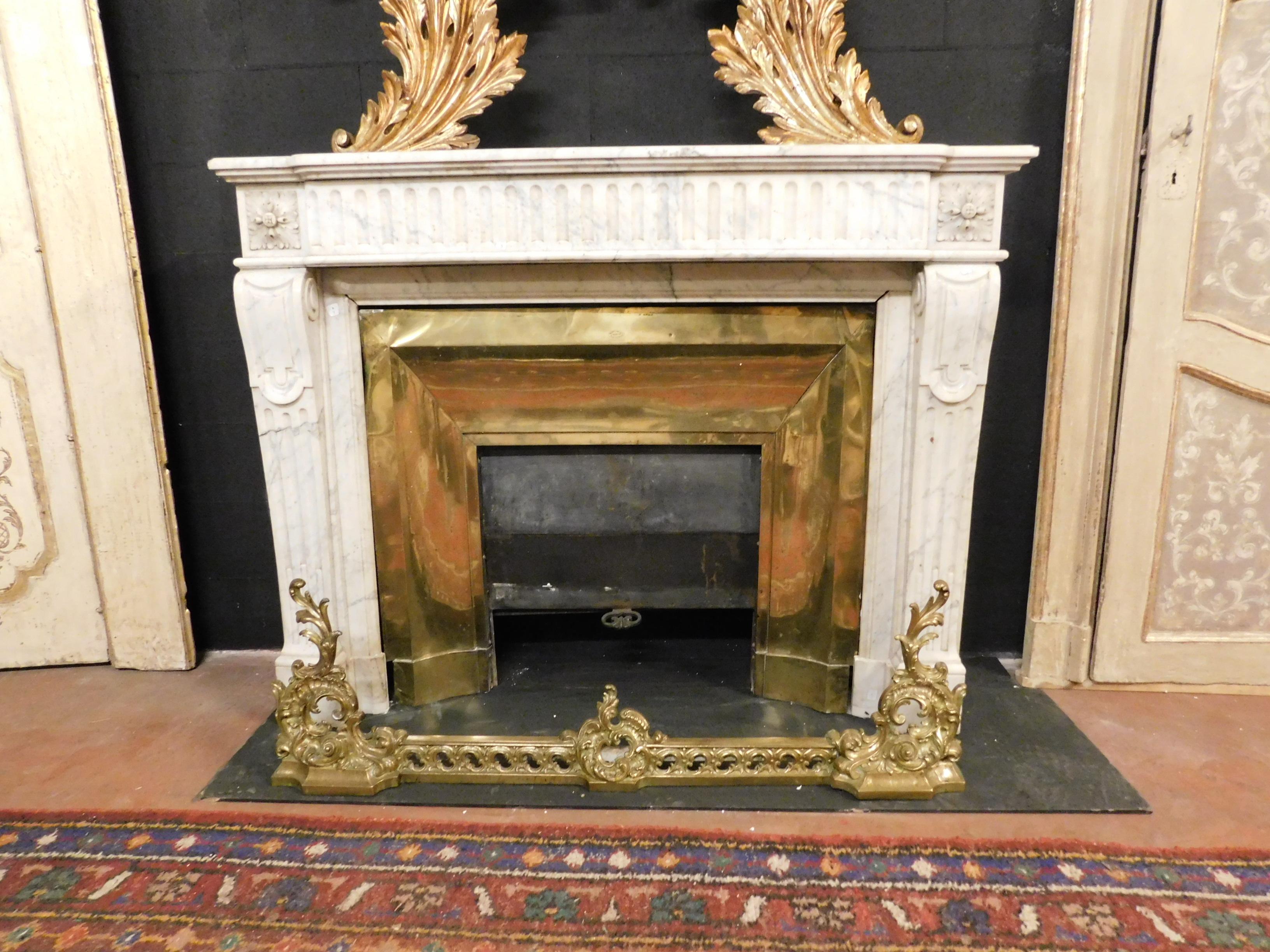 French Antique Louis XVI White Marble Fireplace with Original Brass Counter-Heart, 1700