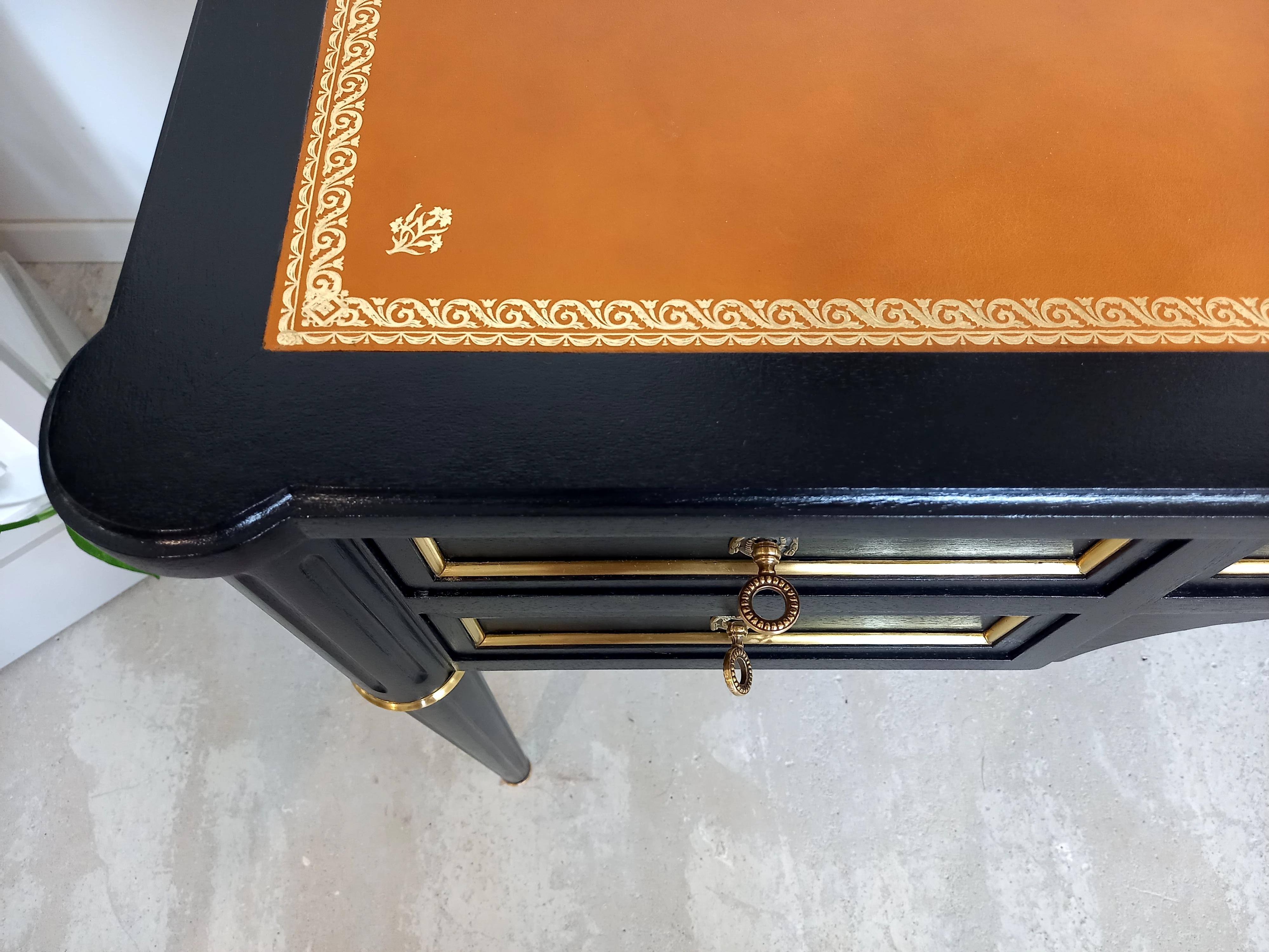 Antique Louis XVI Writing Desk, 20th Century, Cognac Leather, Bonze & Brass For Sale 4